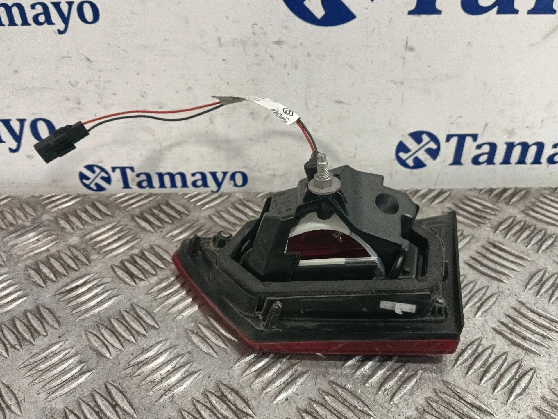 Piloto Trasero Derecho Porton para Renault Clio Iv (Bh_)