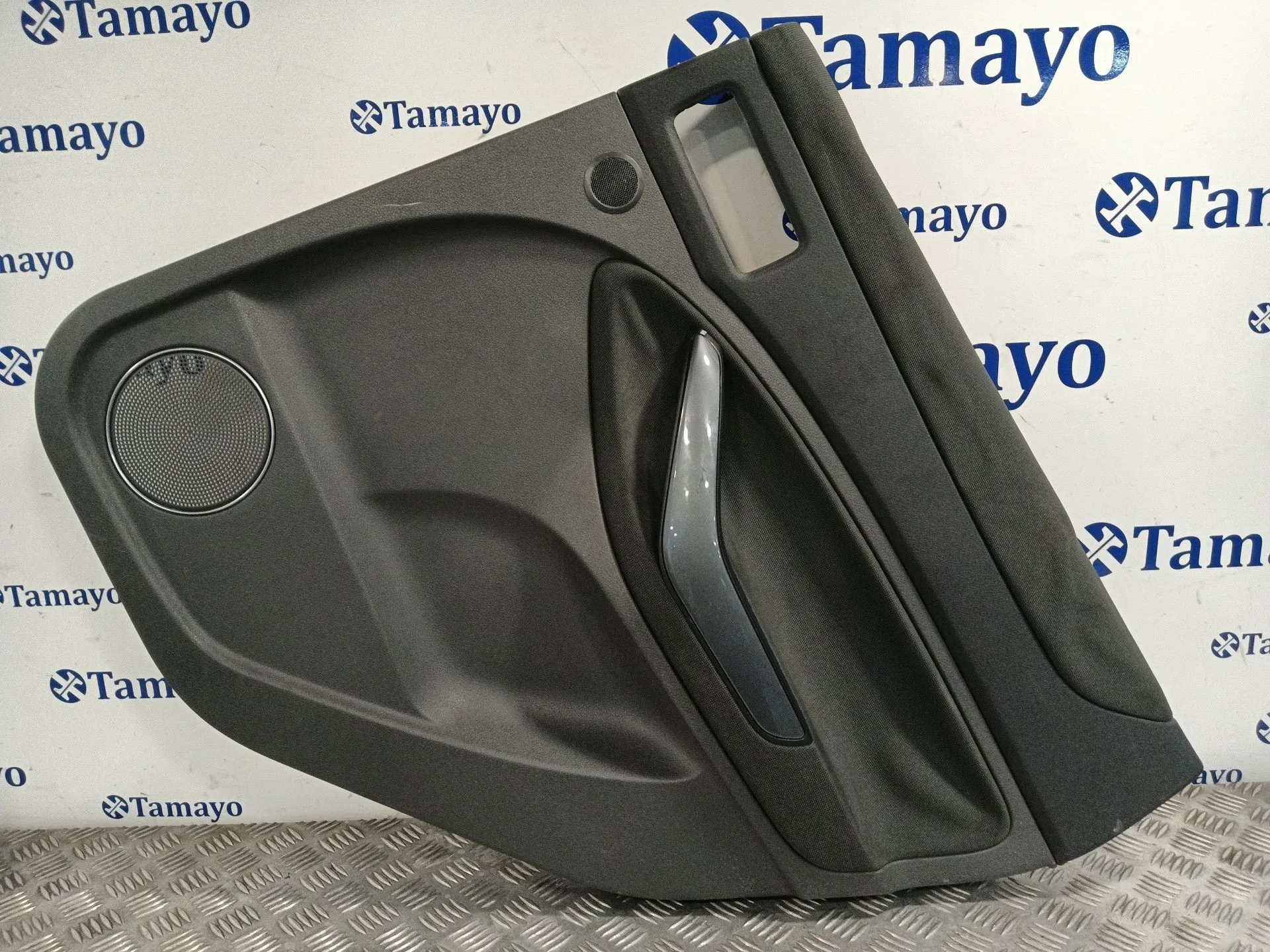 Guarnecido Puerta Trasera Derecha para Ford Kuga I