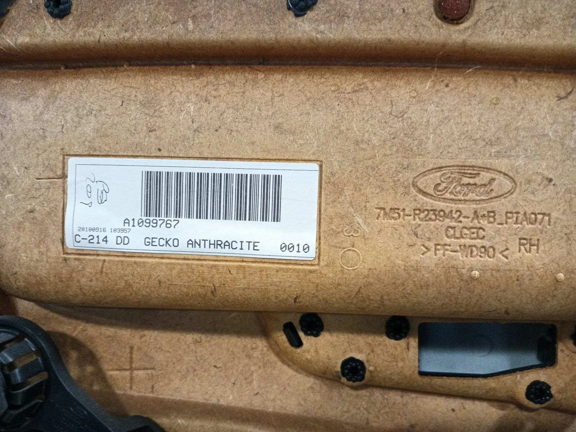 Guarnecido Puerta Delantera Derecha para Ford Kuga I