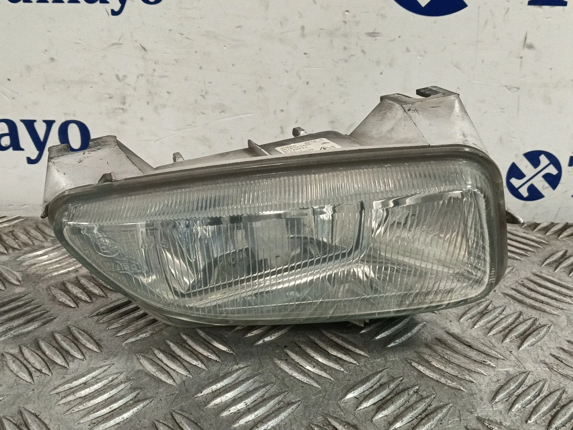 Faro Antiniebla Derecho para Citroën Saxo (S0, S1)