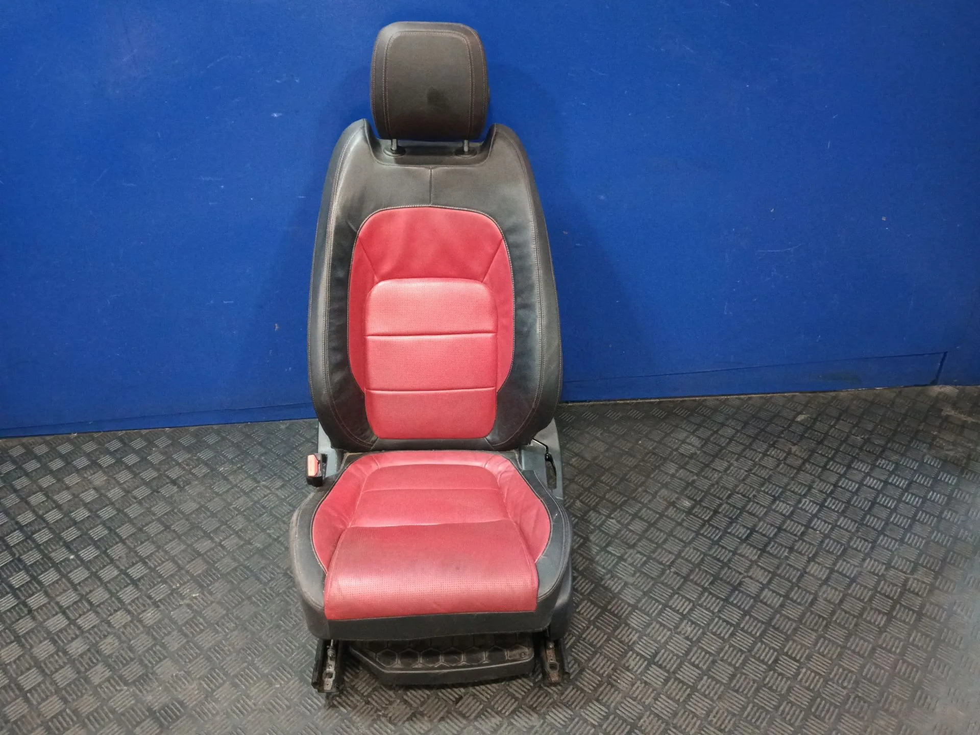 Asiento Delantero Izquierdo para Jaguar Xe (X760)