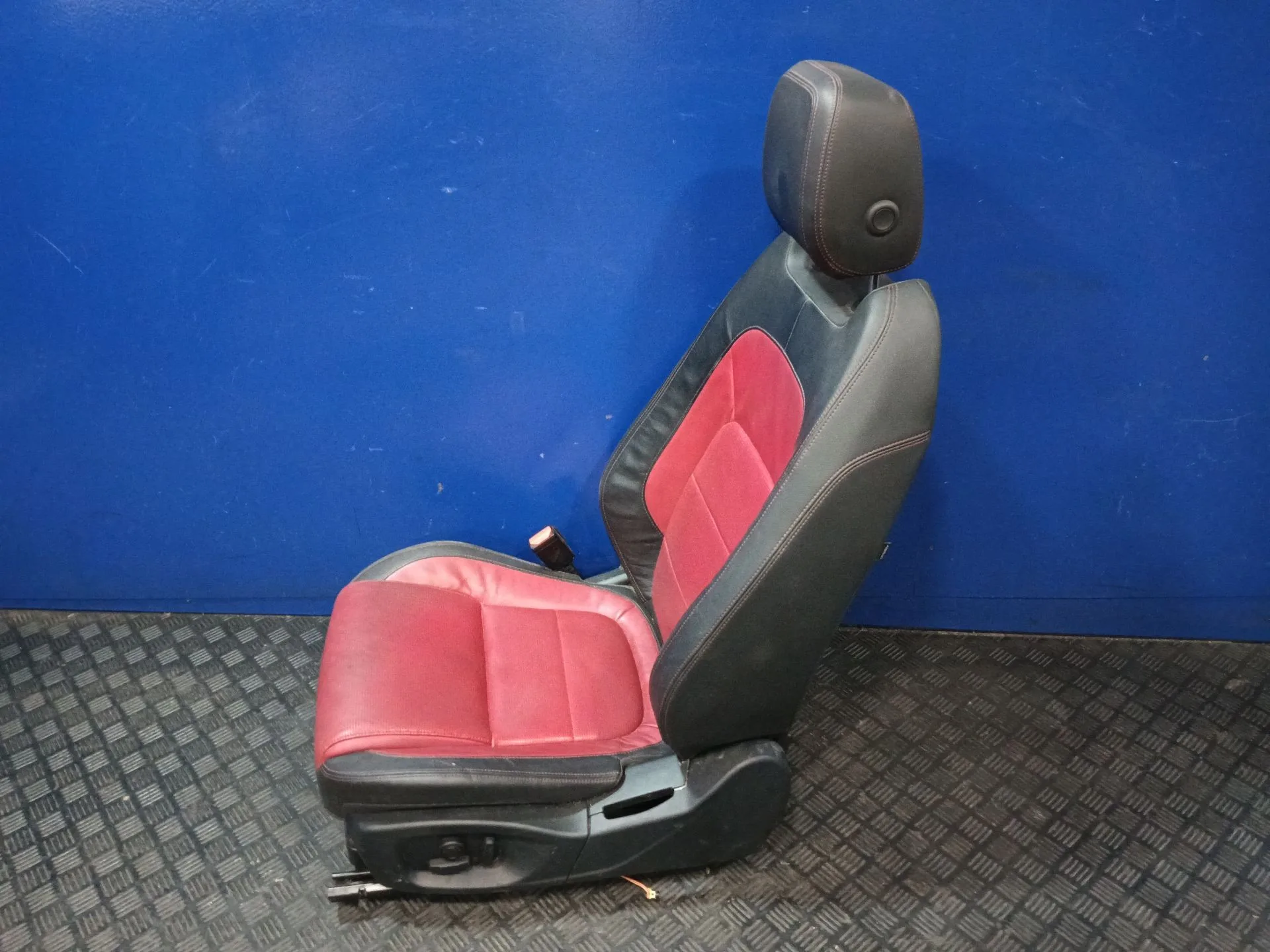 Asiento Delantero Izquierdo para Jaguar Xe (X760)