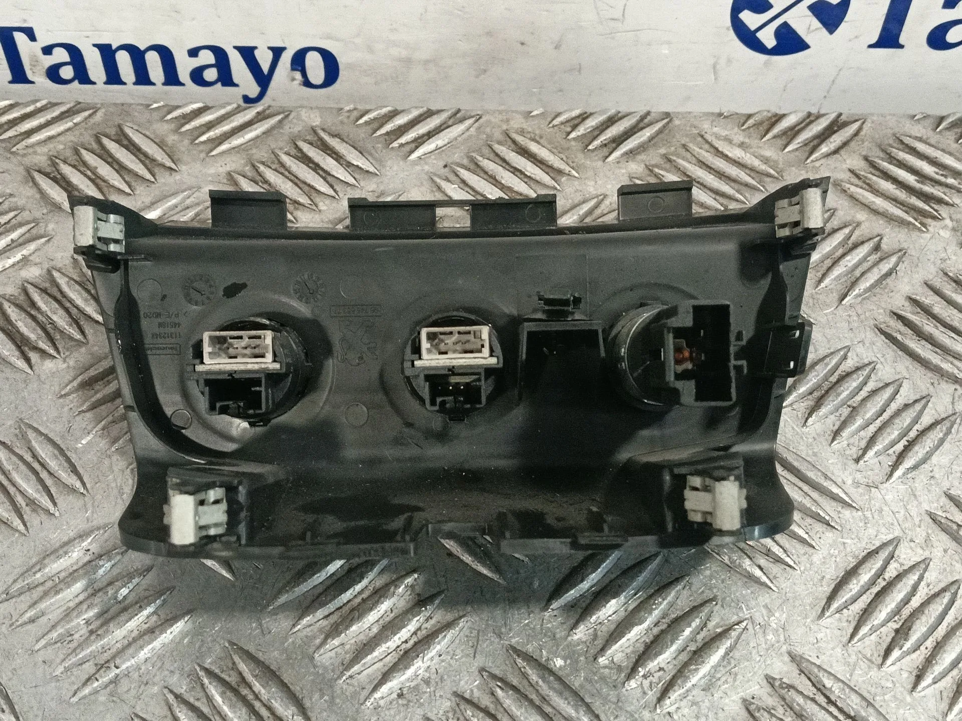 Plastico Varios para Peugeot 208 I (Ca_, Cc_)