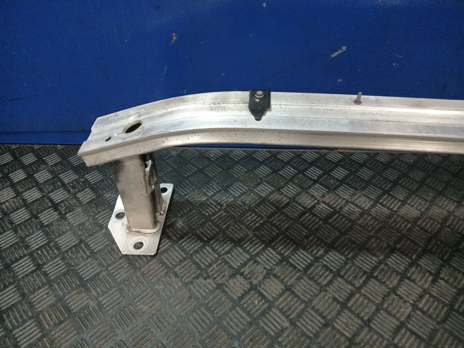 Refuerzo Paragolpes Delantero para Renault Clio Iv (Bh_)