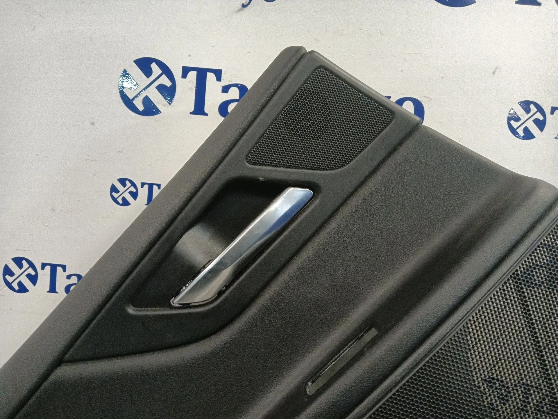 Guarnecido Puerta Trasera Izquierda para Jaguar Xe (X760)