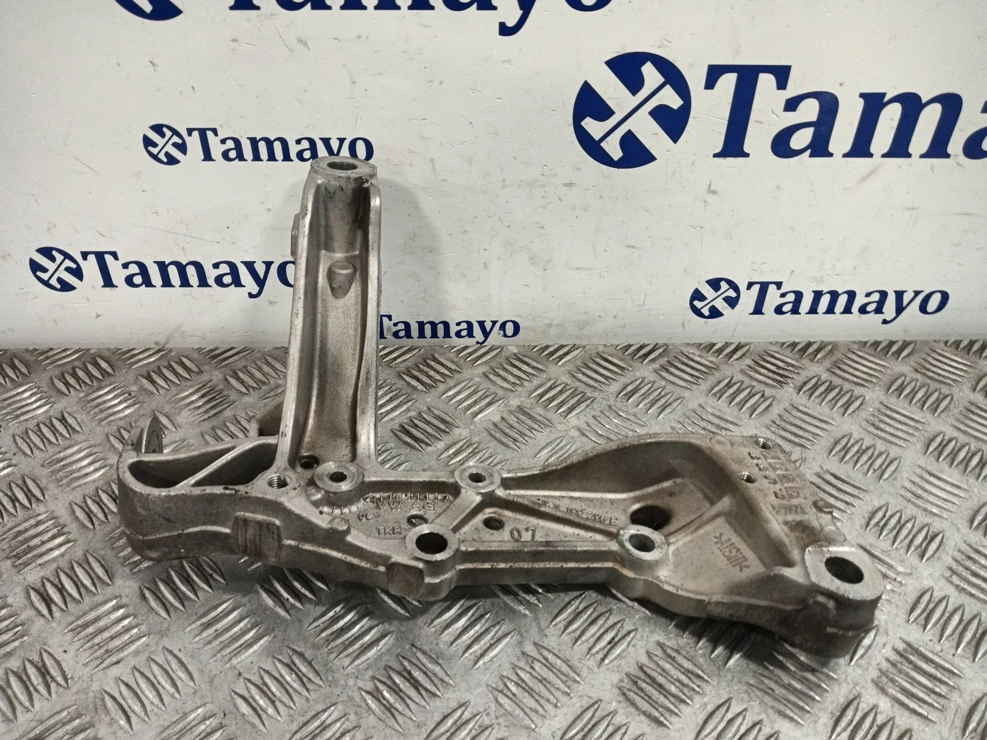 Brazo Suspension Inferior Delantero Derecho para Seat Altea (5P1)