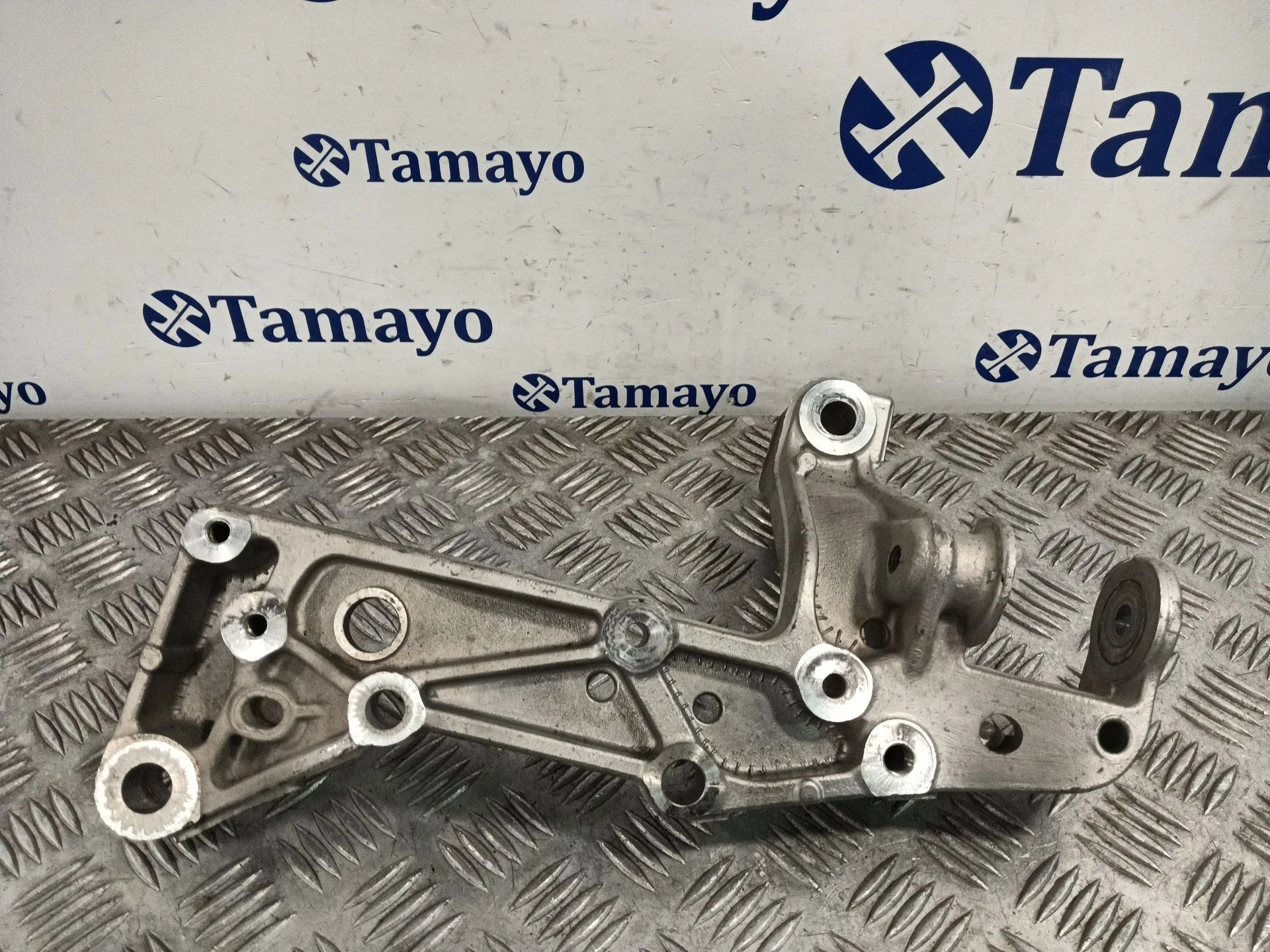 Brazo Suspension Inferior Delantero Derecho para Seat Altea (5P1)