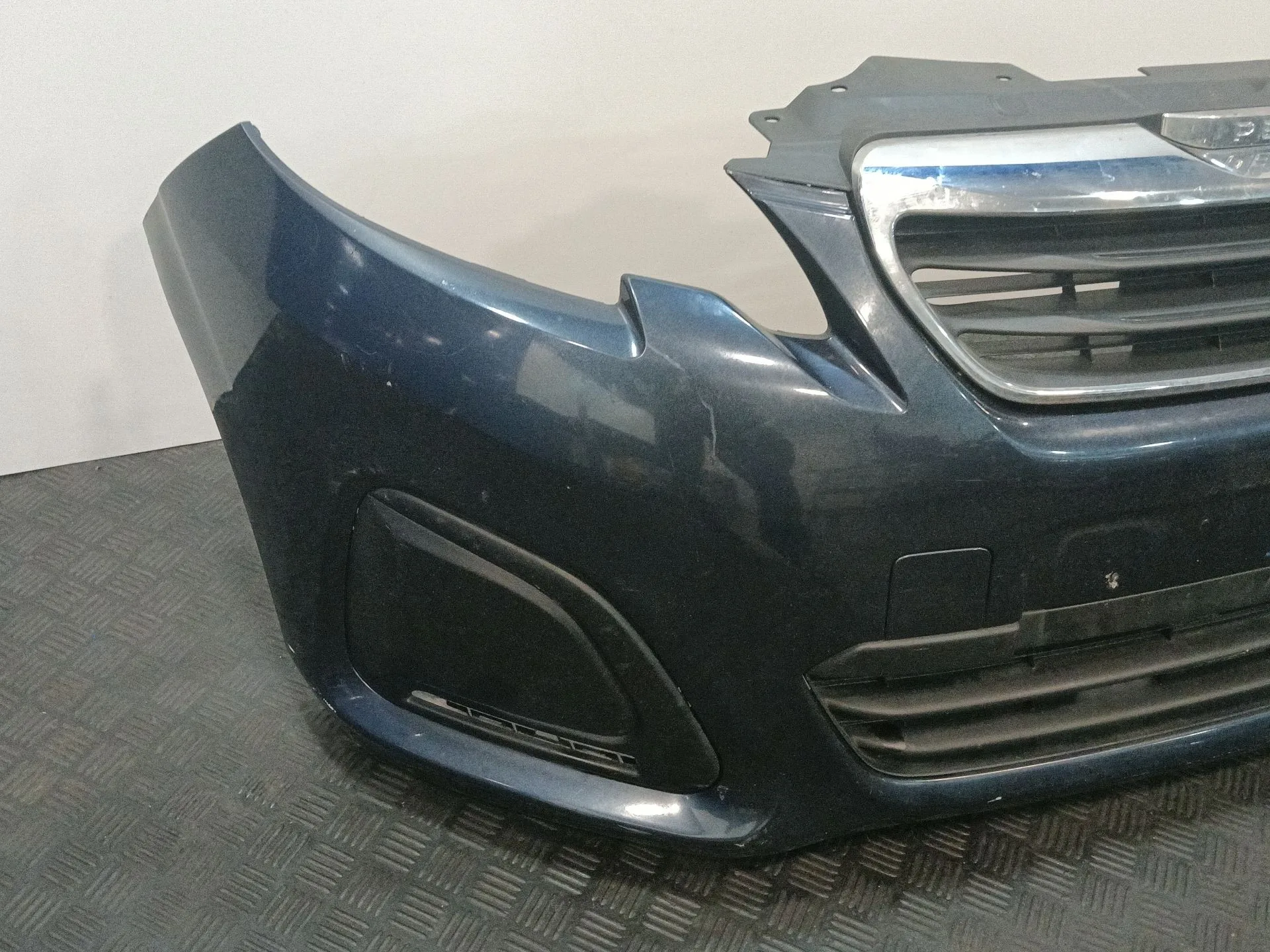 Paragolpes Delantero para Peugeot 108