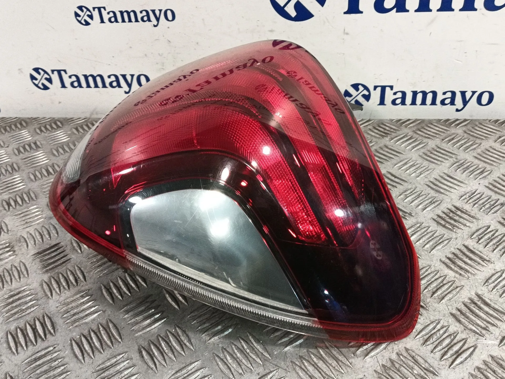 Piloto Trasero Derecho para Peugeot 108
