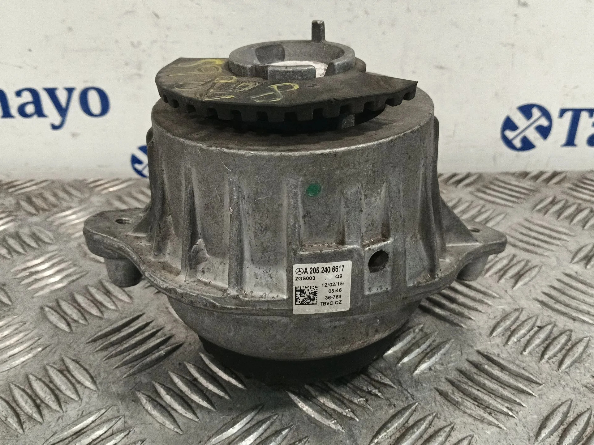 Soporte Motor Izquierdo para Mercedes-Benz Clase C (W205)