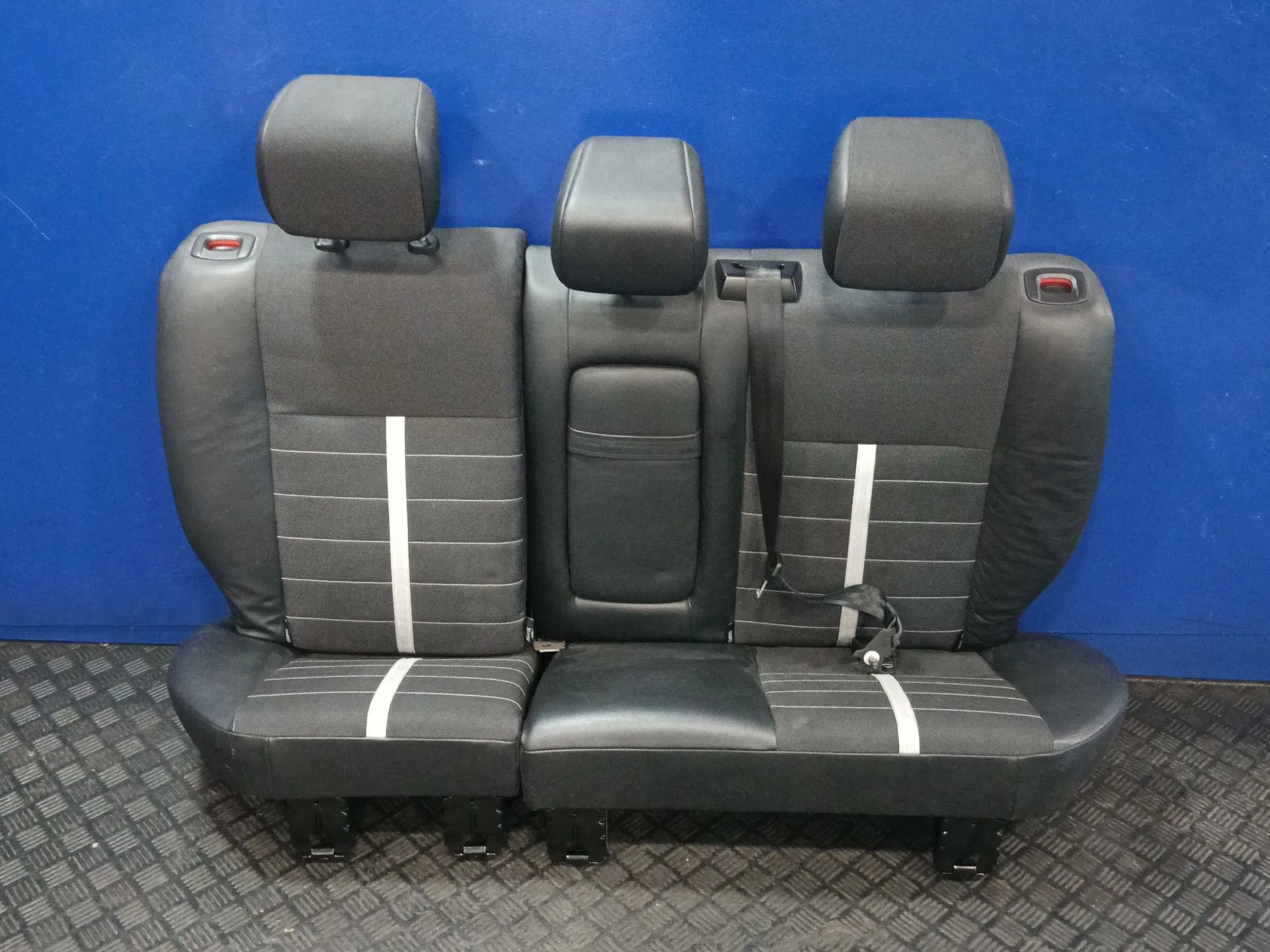 Juego Asientos Completo para Ford Kuga I