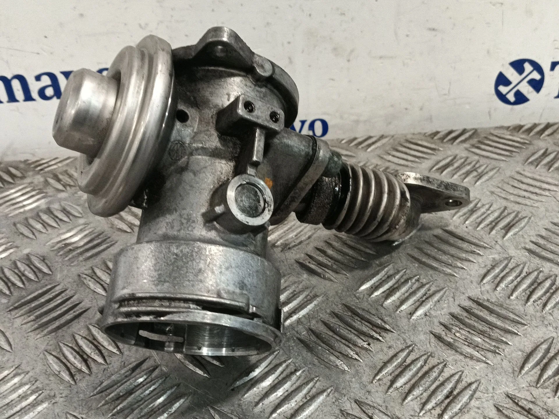 Valvula Egr para Volkswagen Golf Iv (1J1)