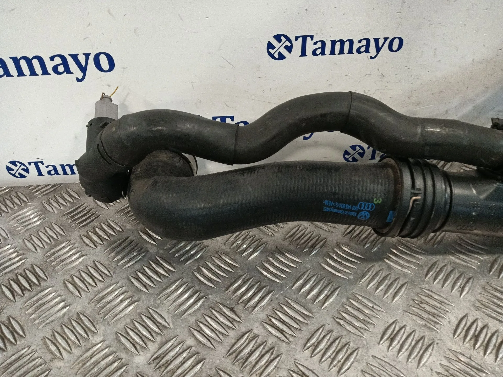 Tubo Intercooler para Volkswagen Golf V (1K1)