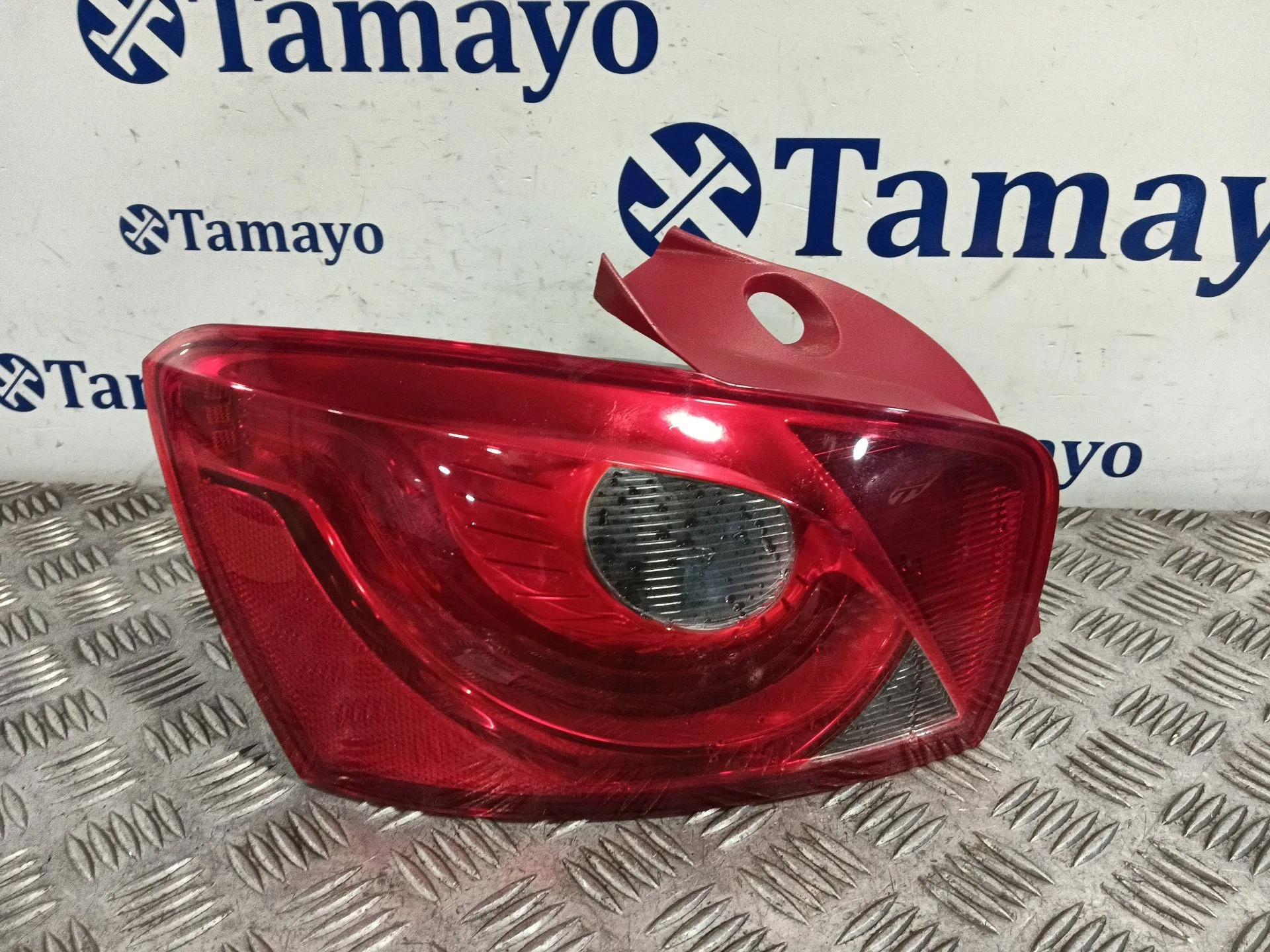 Piloto Trasero Izquierdo para Seat Ibiza Iv (6J5, 6P1)