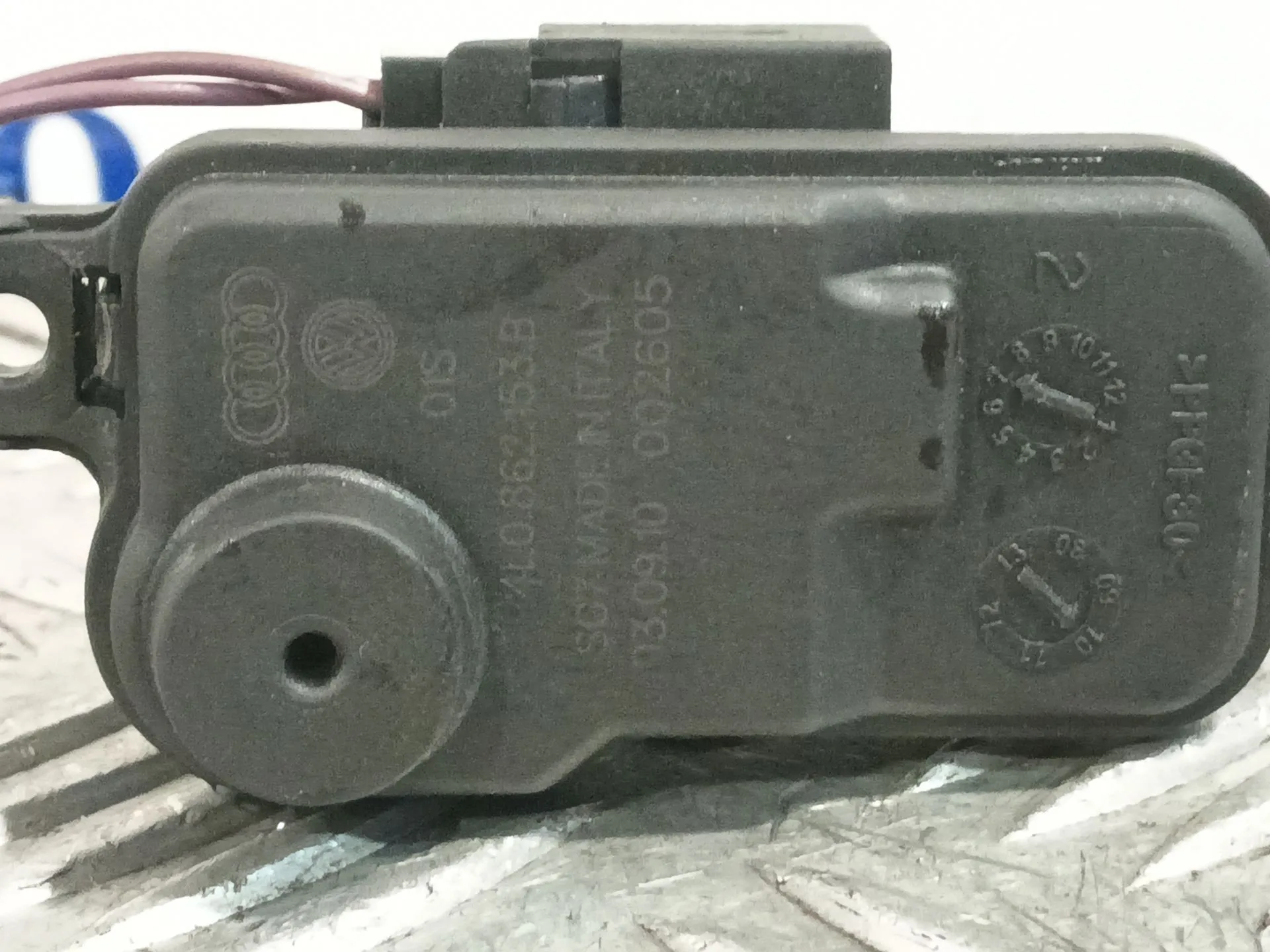 Motor Cierre Tapa Combustible para Audi A1 (8X1, 8Xk)