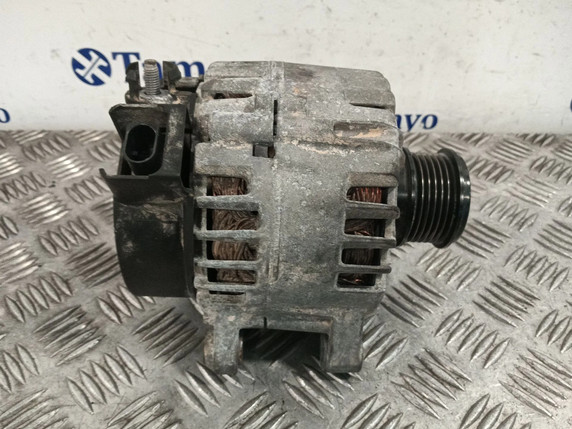 Alternador para Ford Transit Connect V408 Furgoneta/Monovolumen