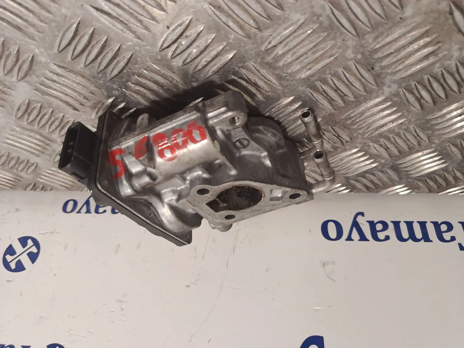 Valvula Egr para Toyota Avensis (T27)