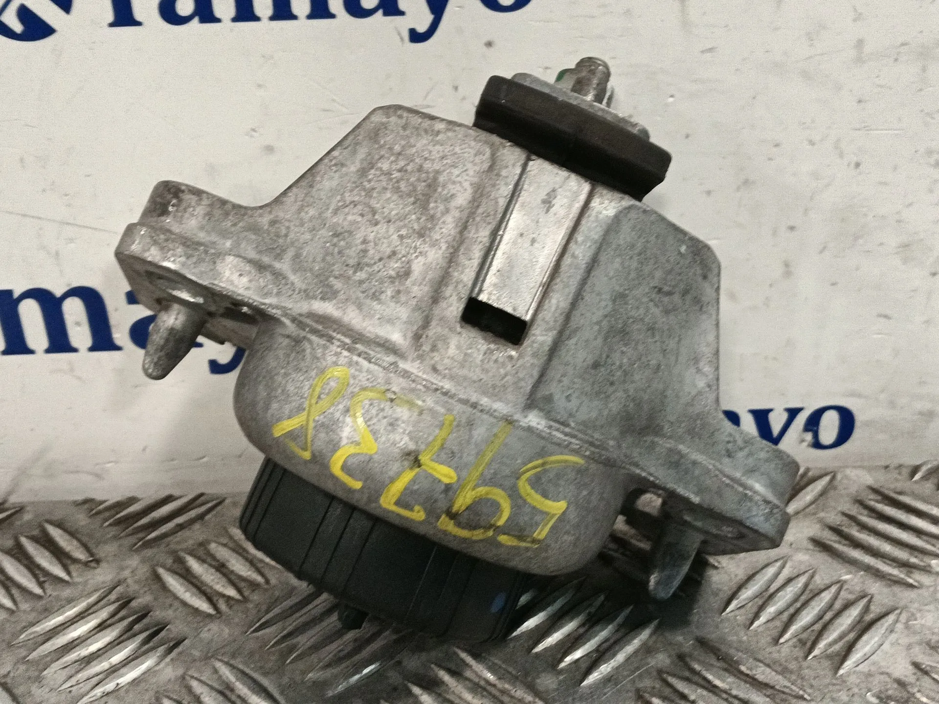 Soporte Motor para Jaguar Xe (X760)
