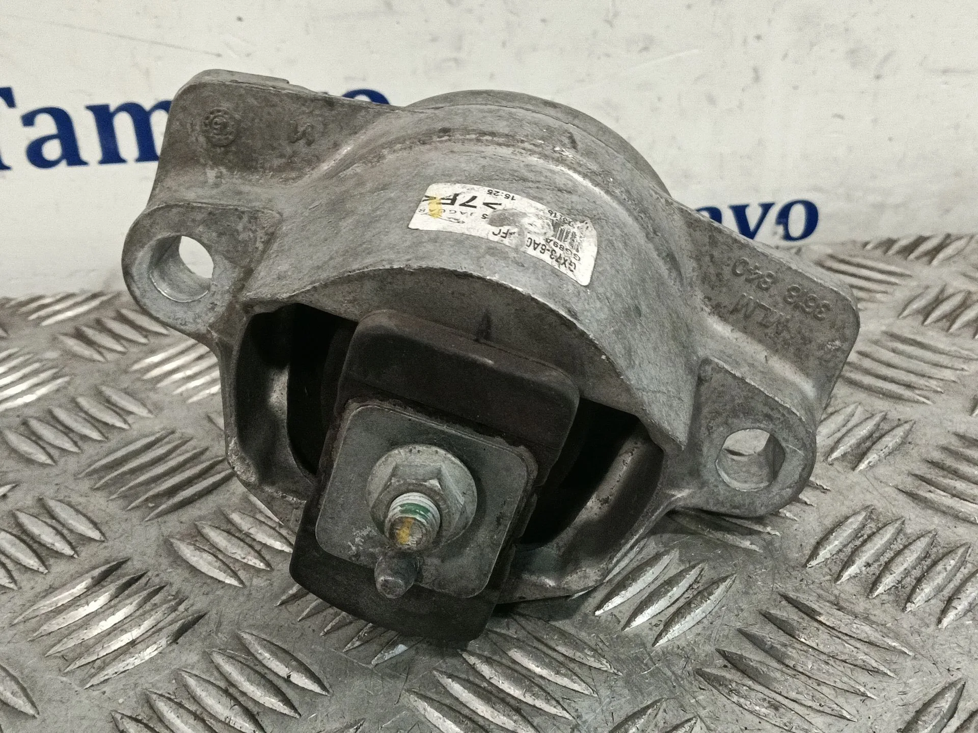 Soporte Motor para Jaguar Xe (X760)