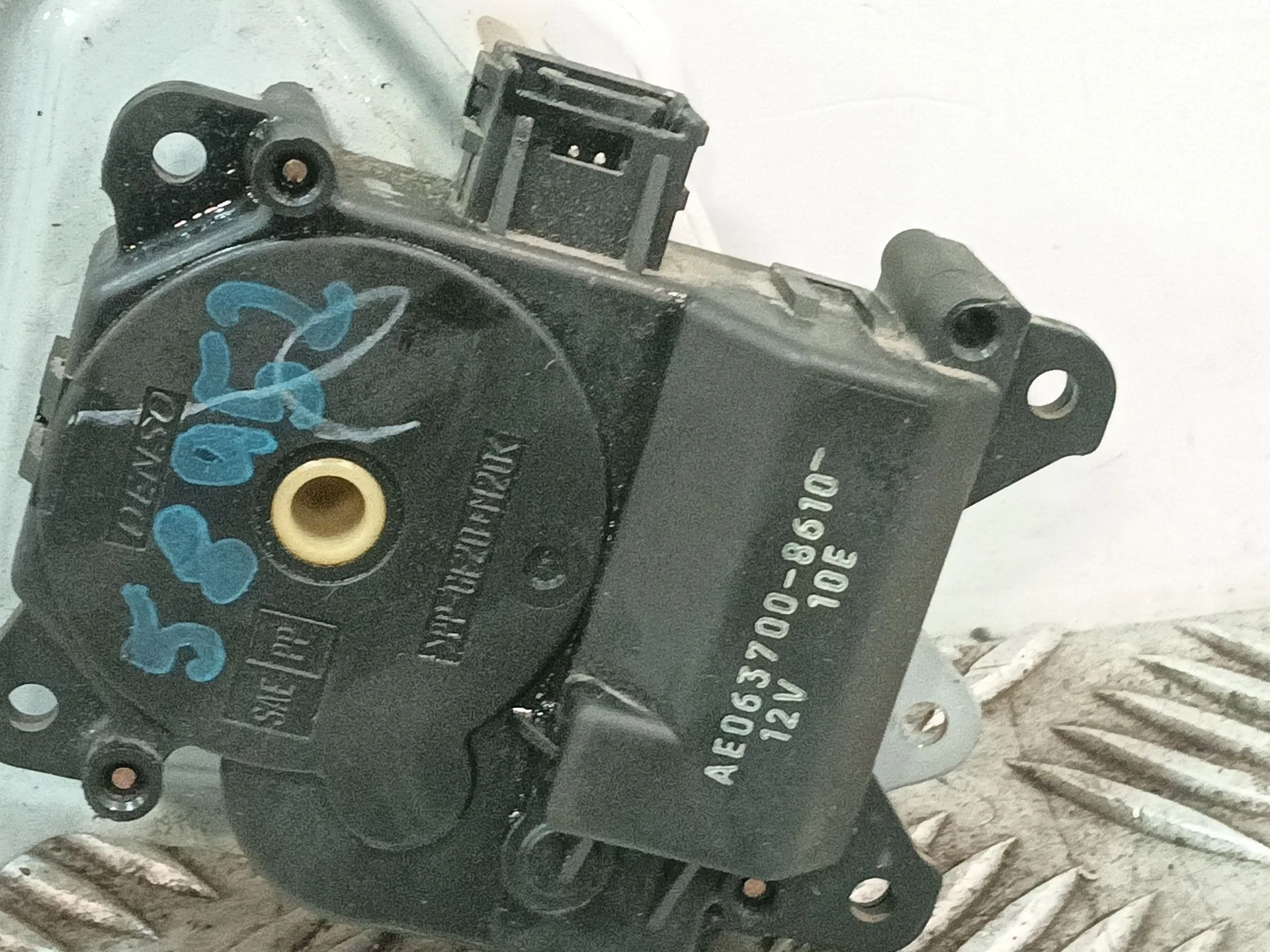 Motor Apertura Trampillas Climatizador para Toyota Corolla Verso (R1)