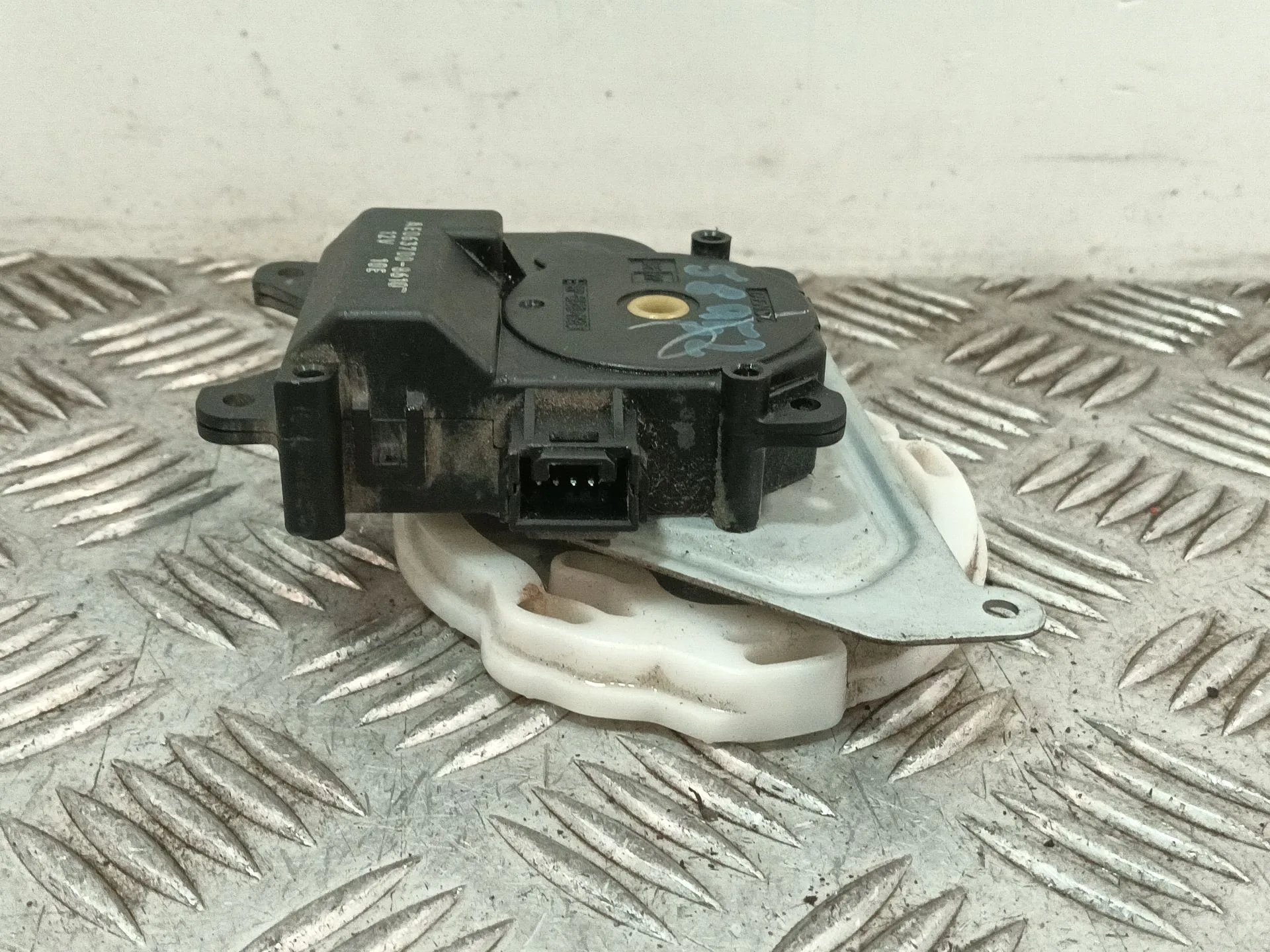 Motor Apertura Trampillas Climatizador para Toyota Corolla Verso (R1)