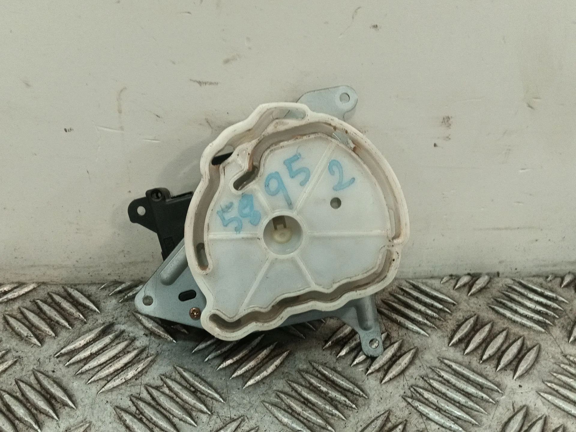Motor Apertura Trampillas Climatizador para Toyota Corolla Verso (R1)