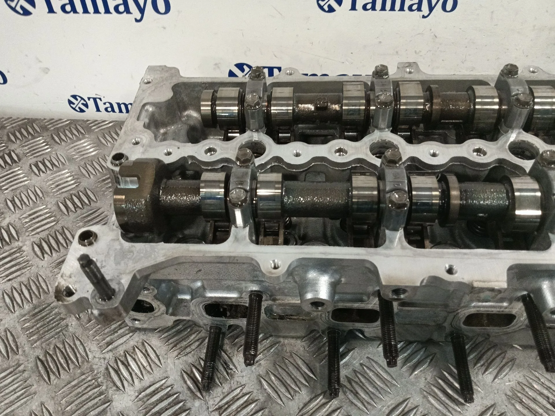 Culata para Toyota Avensis (T27)