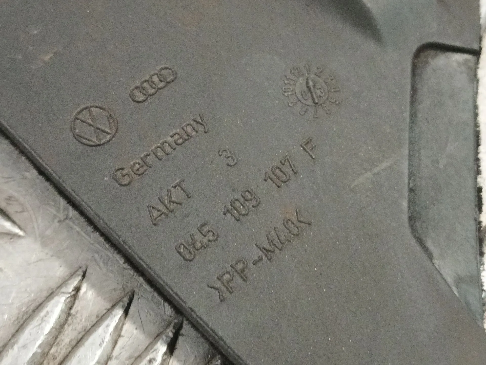 Tapa Distribucion para Volkswagen Golf Iv (1J1)