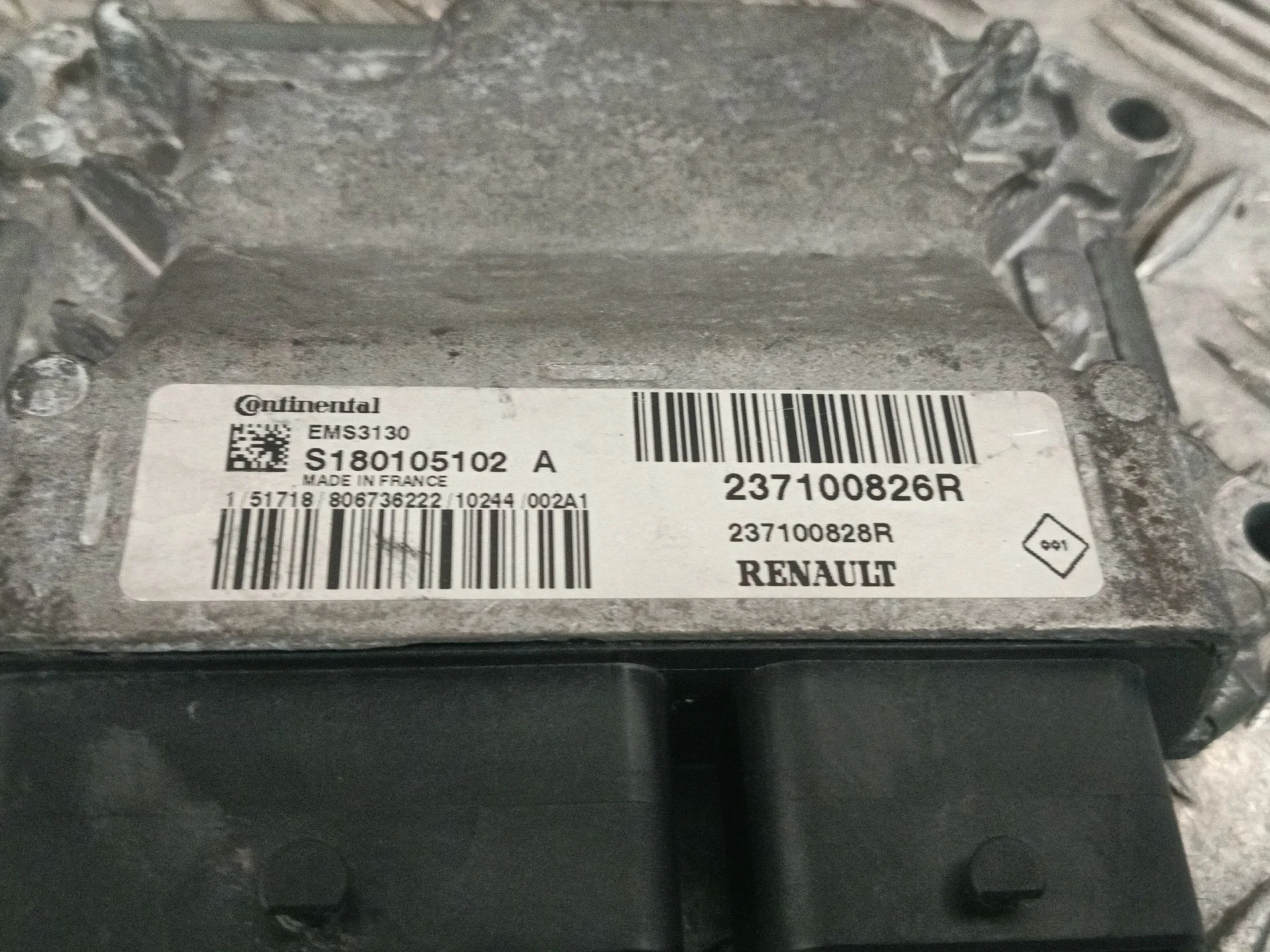 Centralita Motor Uce para Dacia Duster