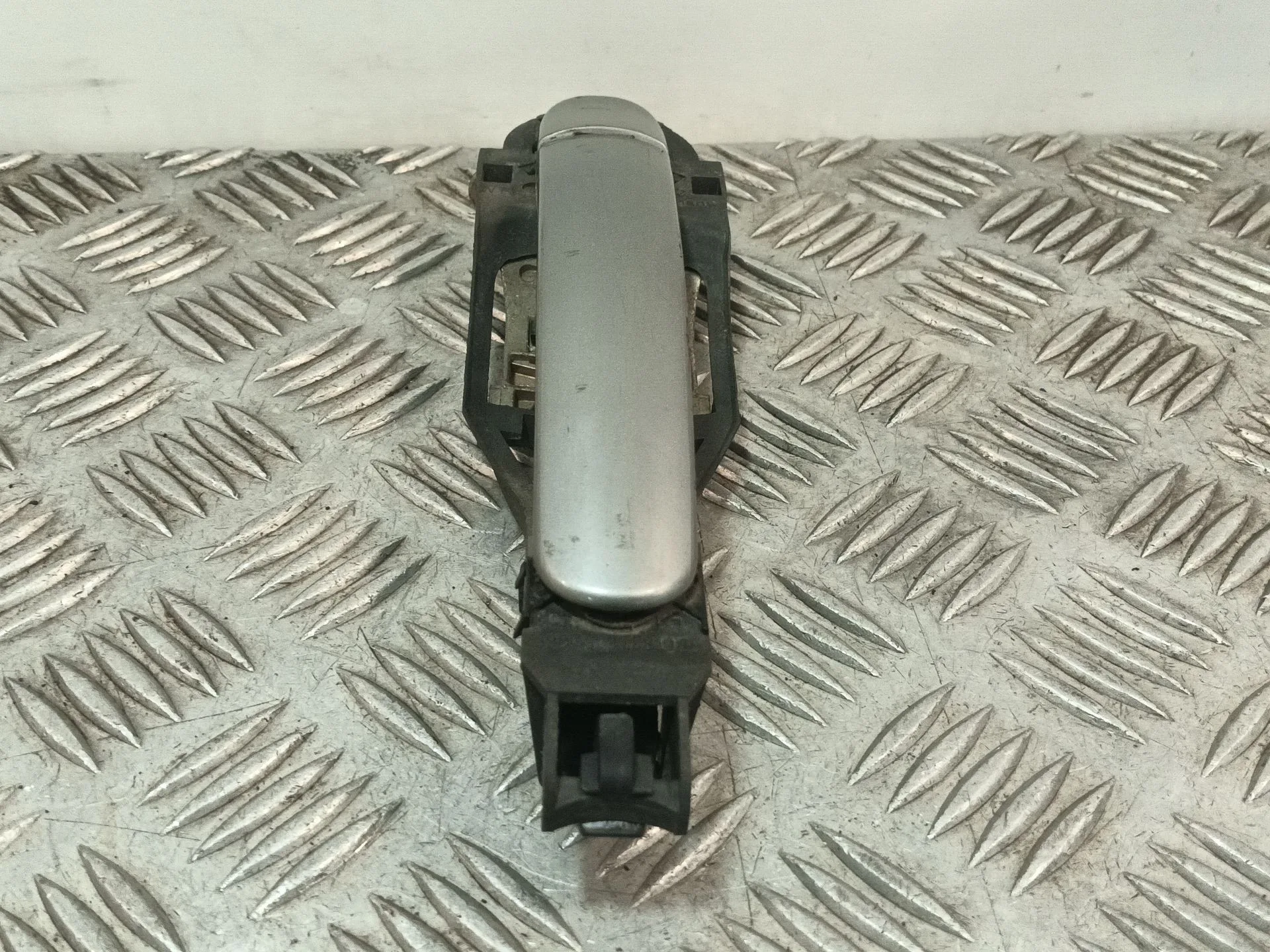 Maneta Exterior Delantera Derecha para Volkswagen Golf Iv (1J1)
