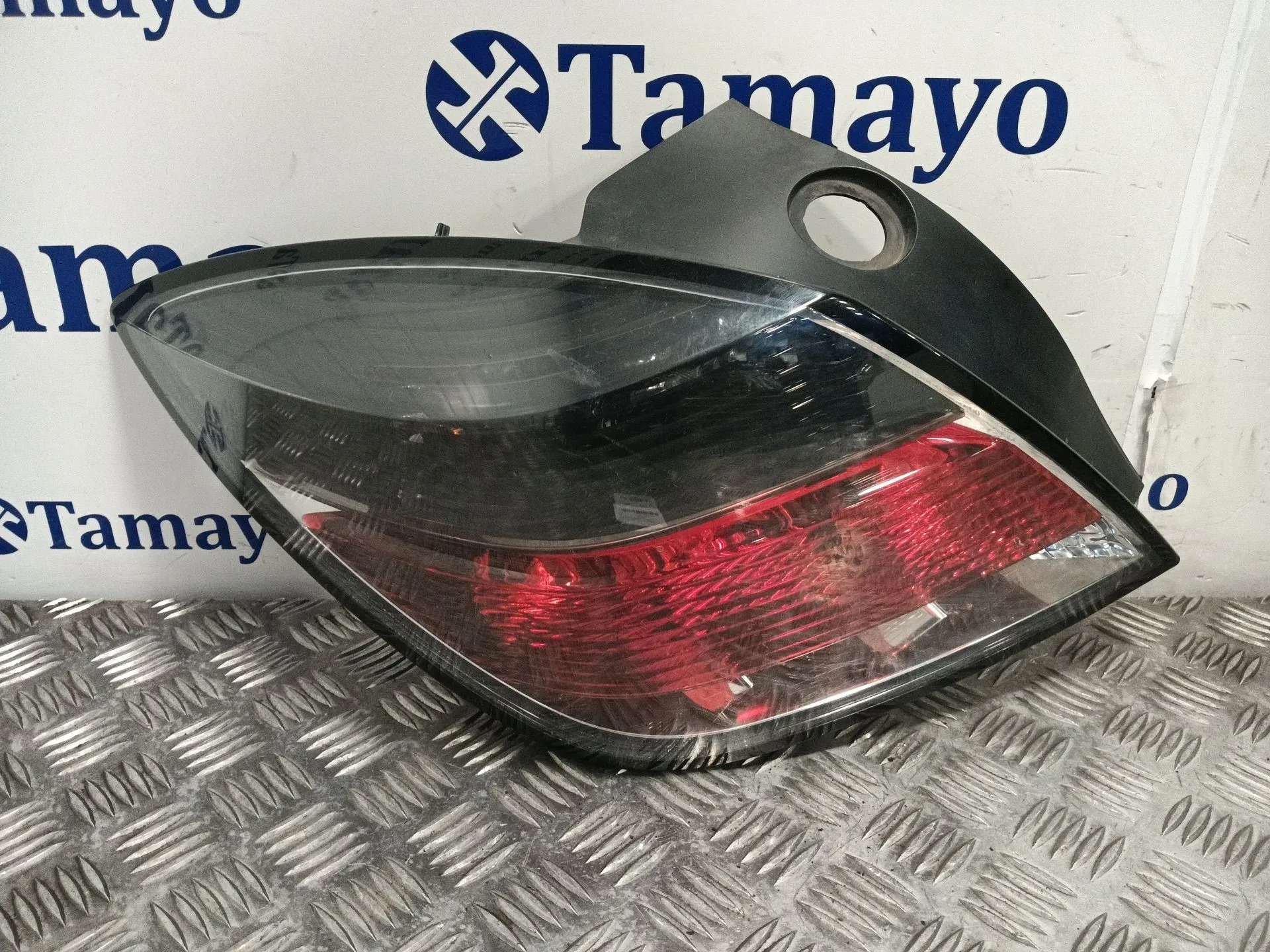 Piloto Trasero Izquierdo para Opel Astra H Gtc (A04)