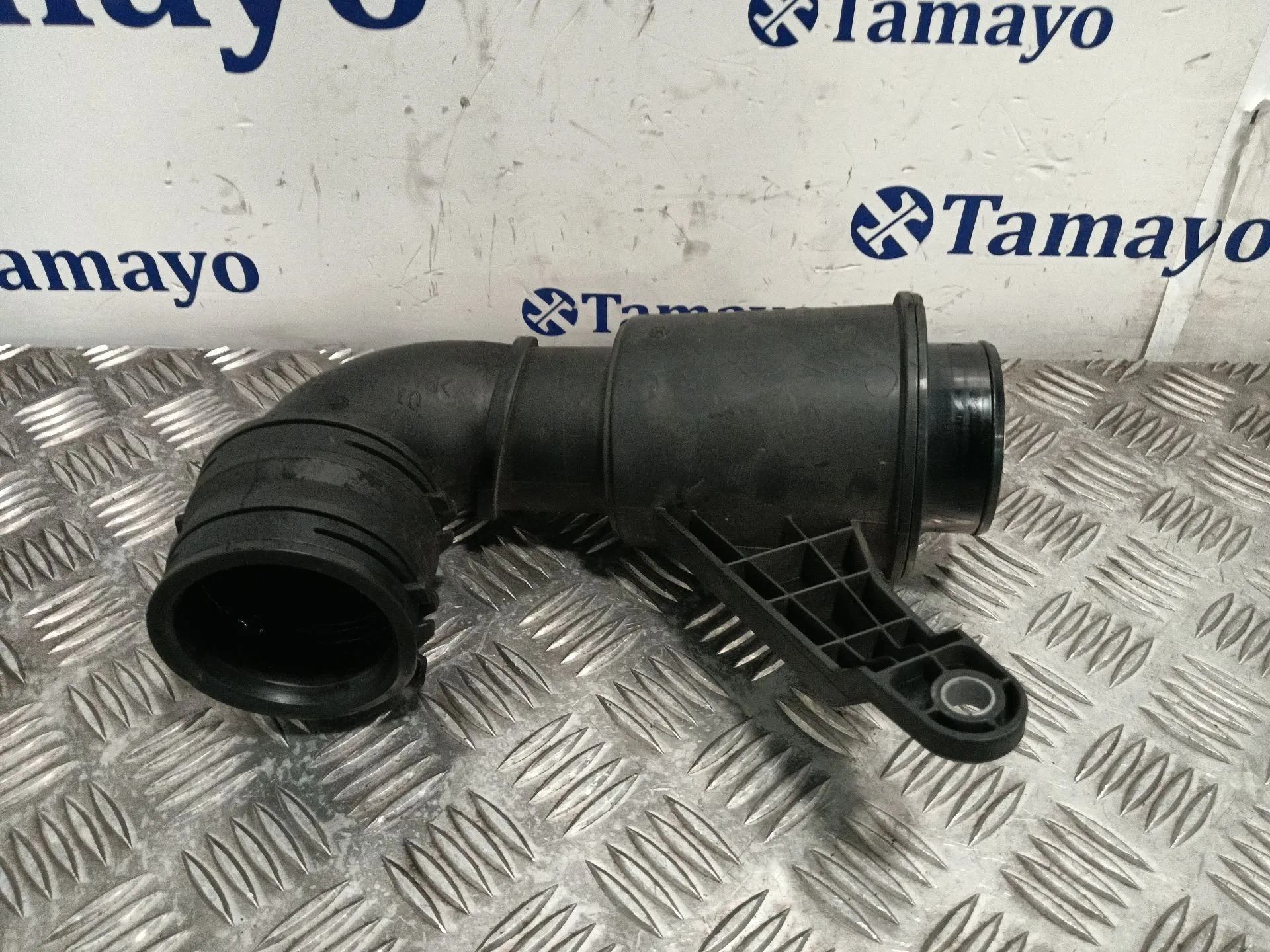 Tubo para Jaguar Xe (X760)
