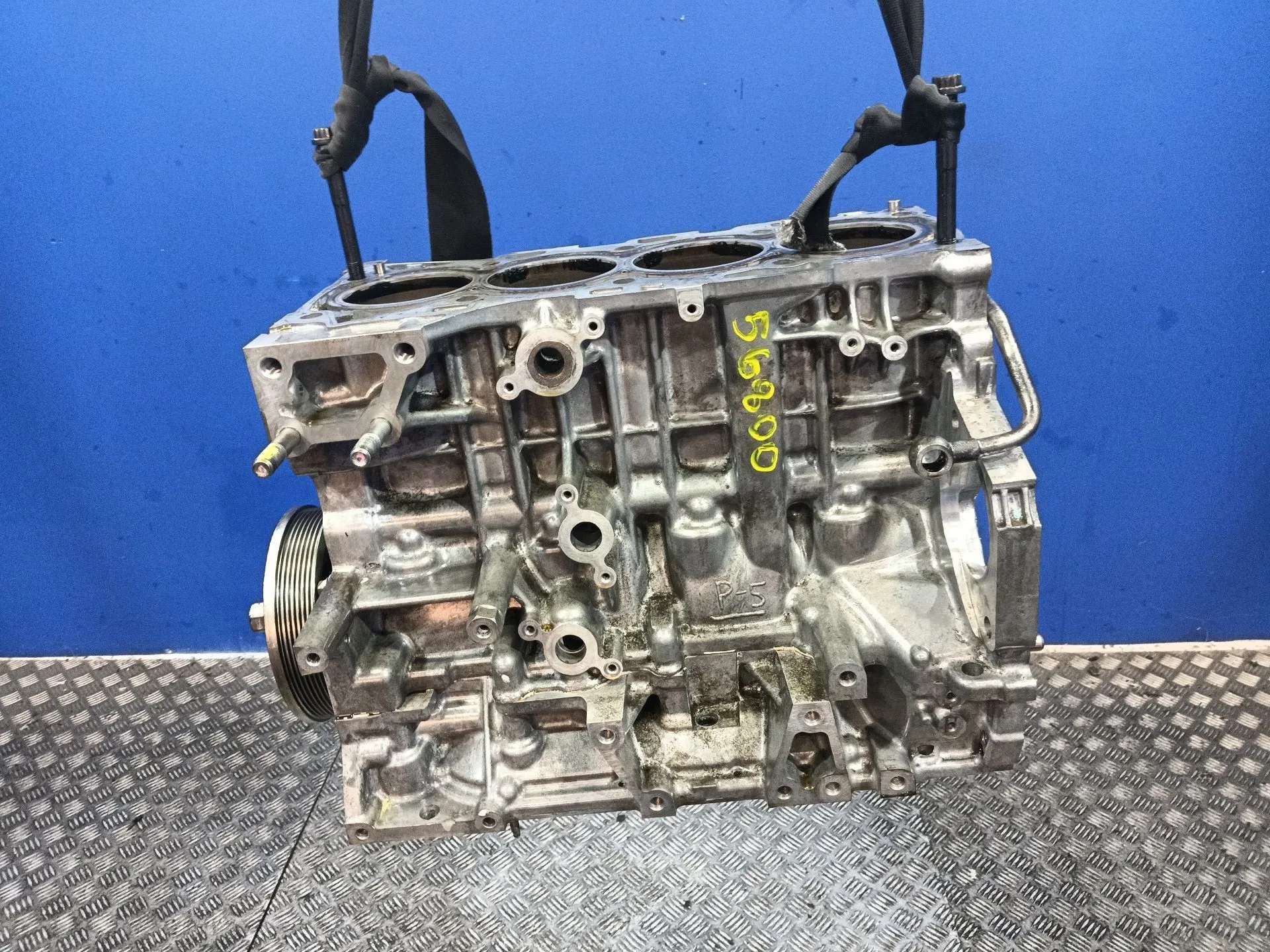Bloque para Toyota Avensis (T27)