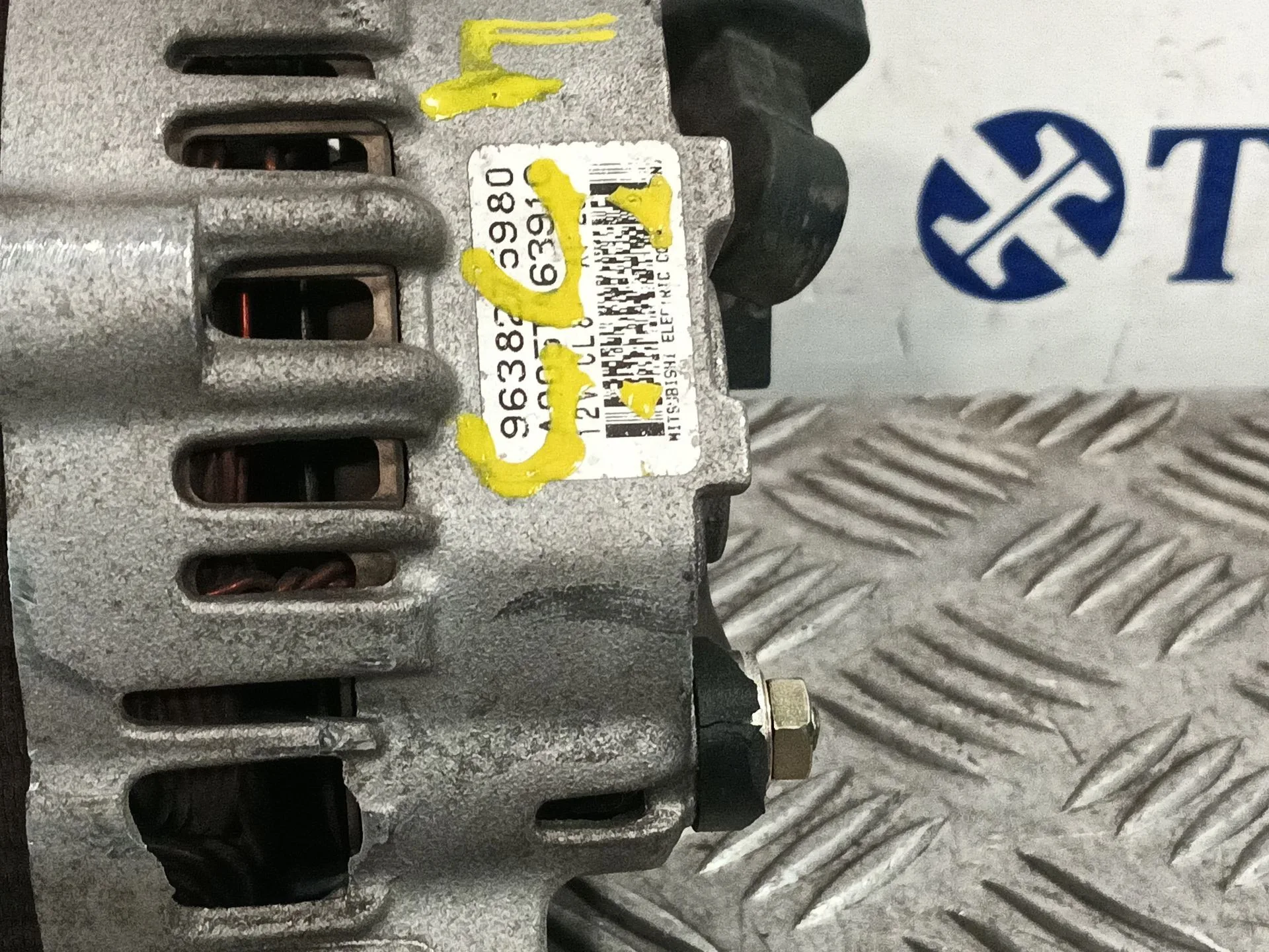 Alternador para Peugeot 206 Hatchback (2A/C)