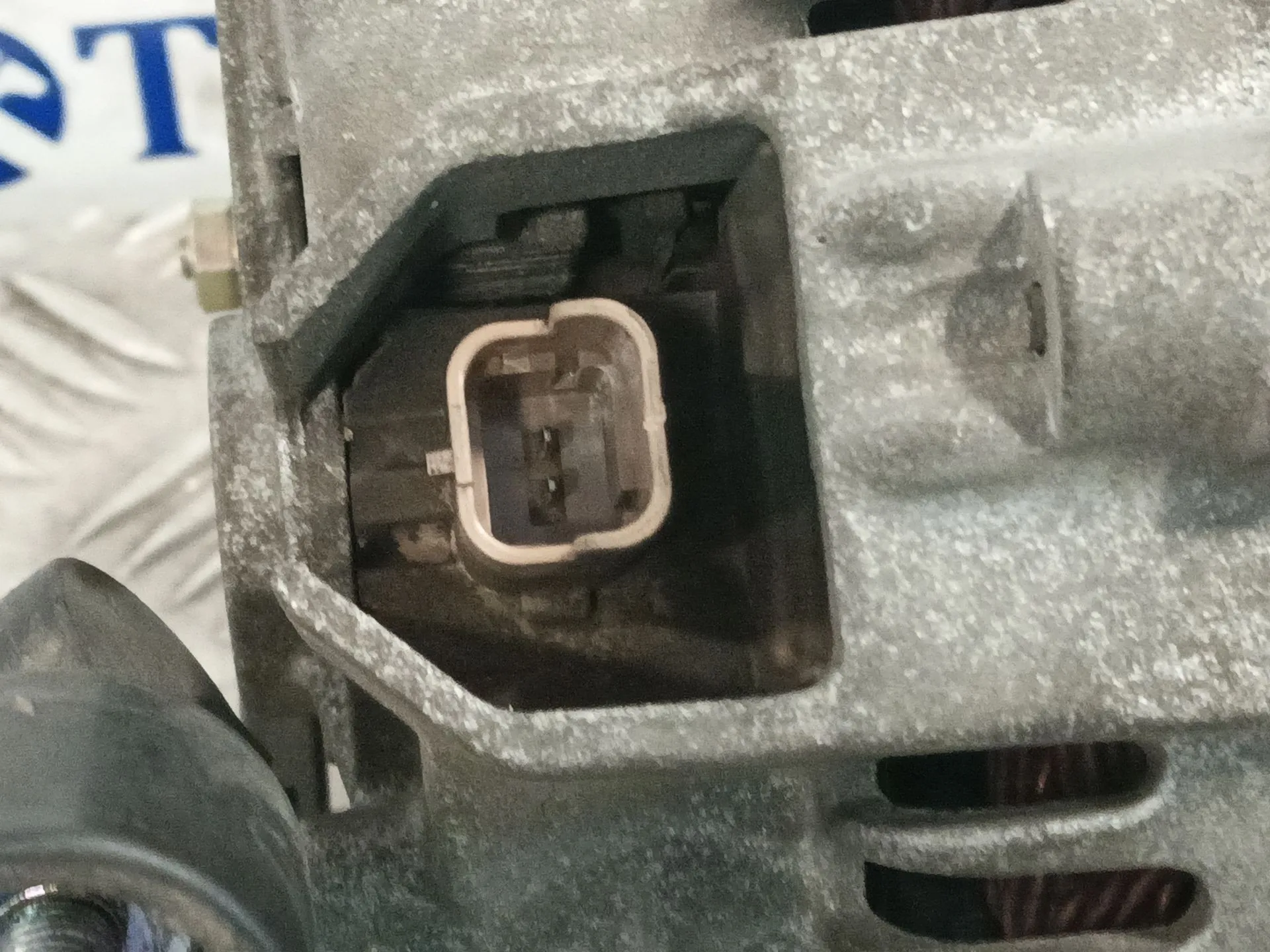 Alternador para Peugeot 206 Hatchback (2A/C)
