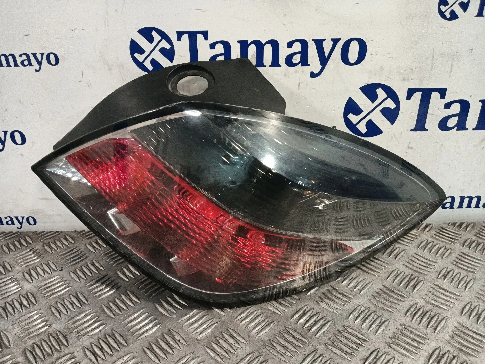 Piloto Trasero Derecho para Opel Astra H Gtc (A04)