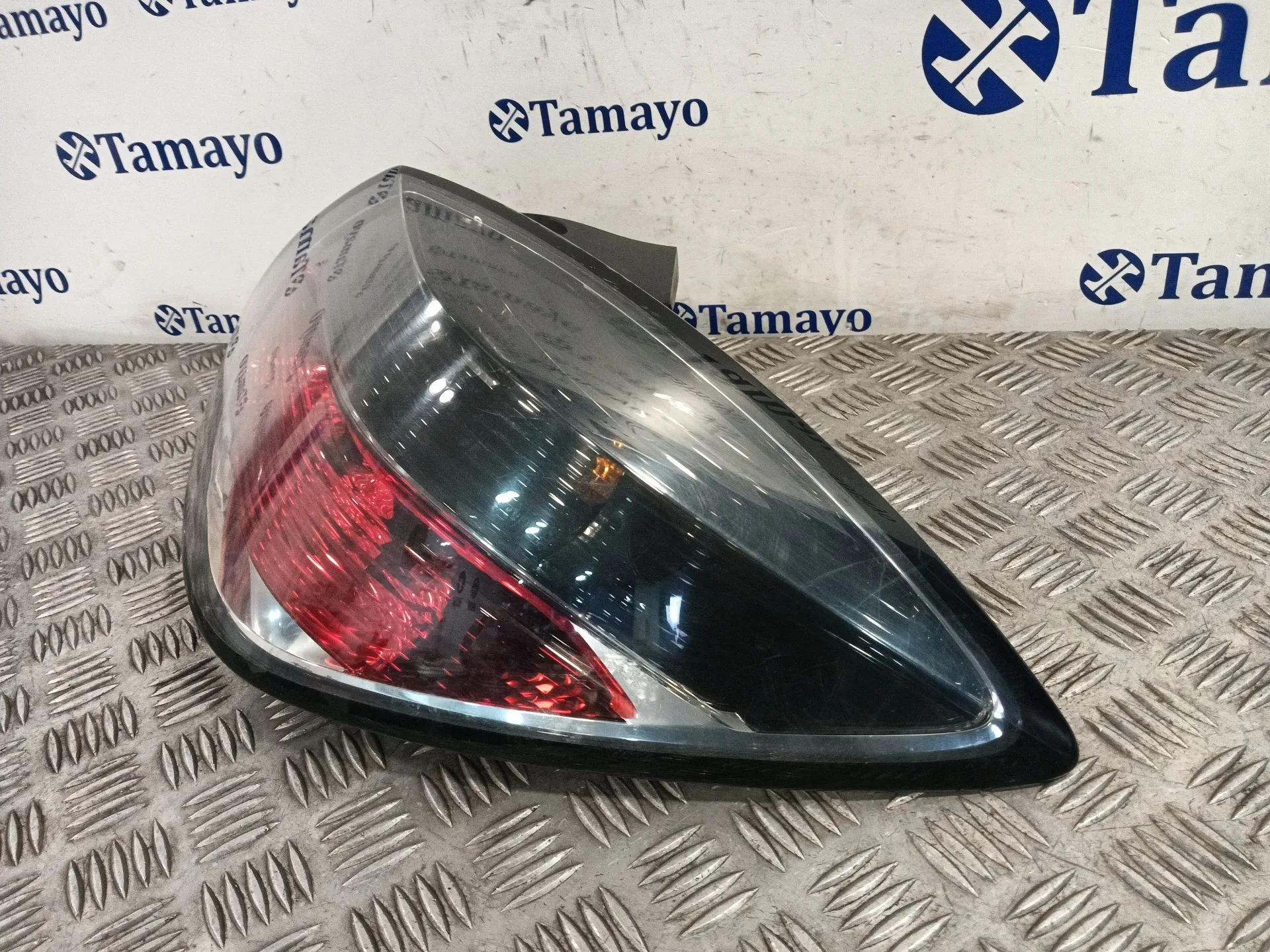 Piloto Trasero Derecho para Opel Astra H Gtc (A04)