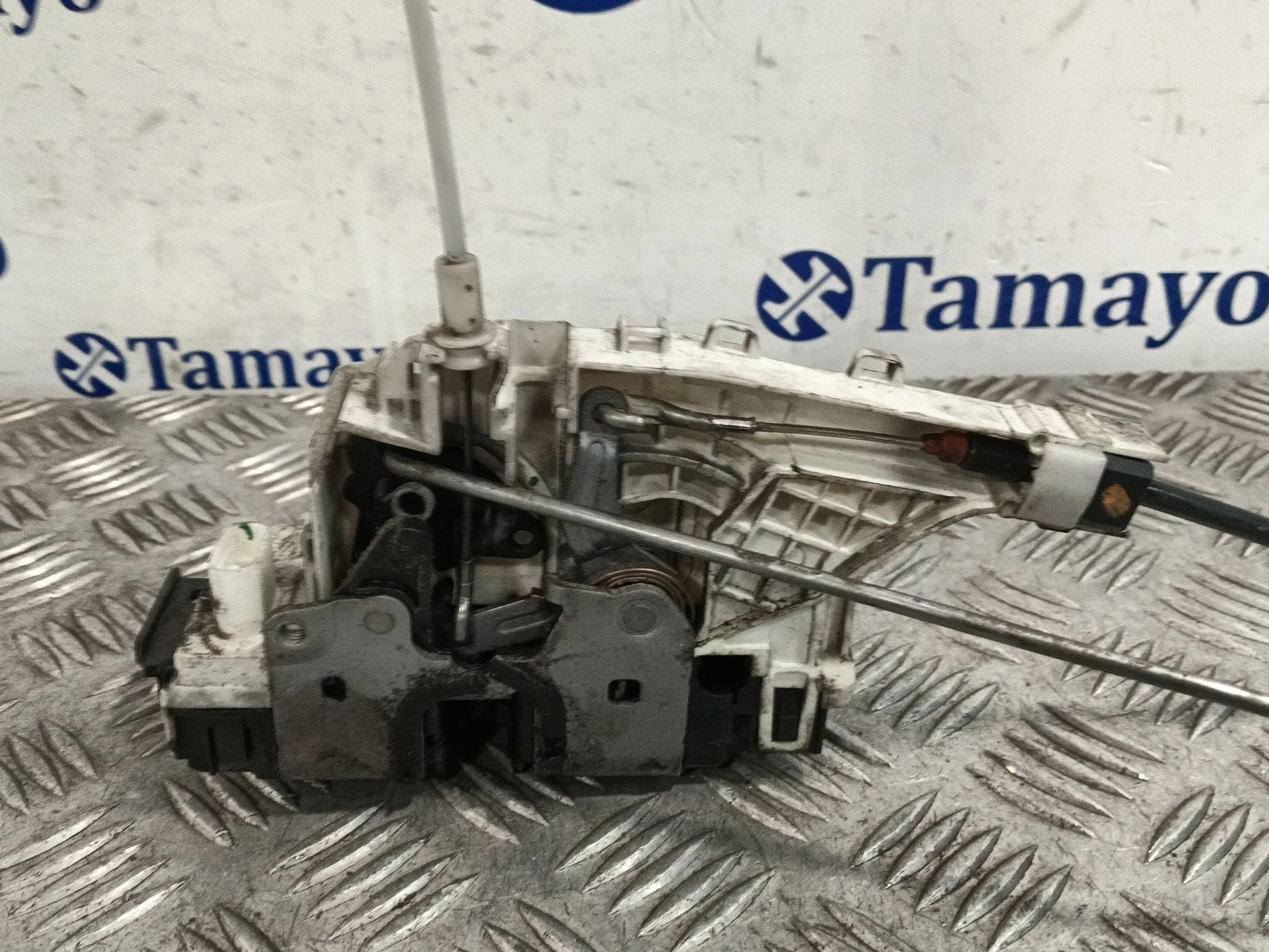 Cerradura Puerta Delantera Izquierda para Volkswagen Crafter Caja Cerrada