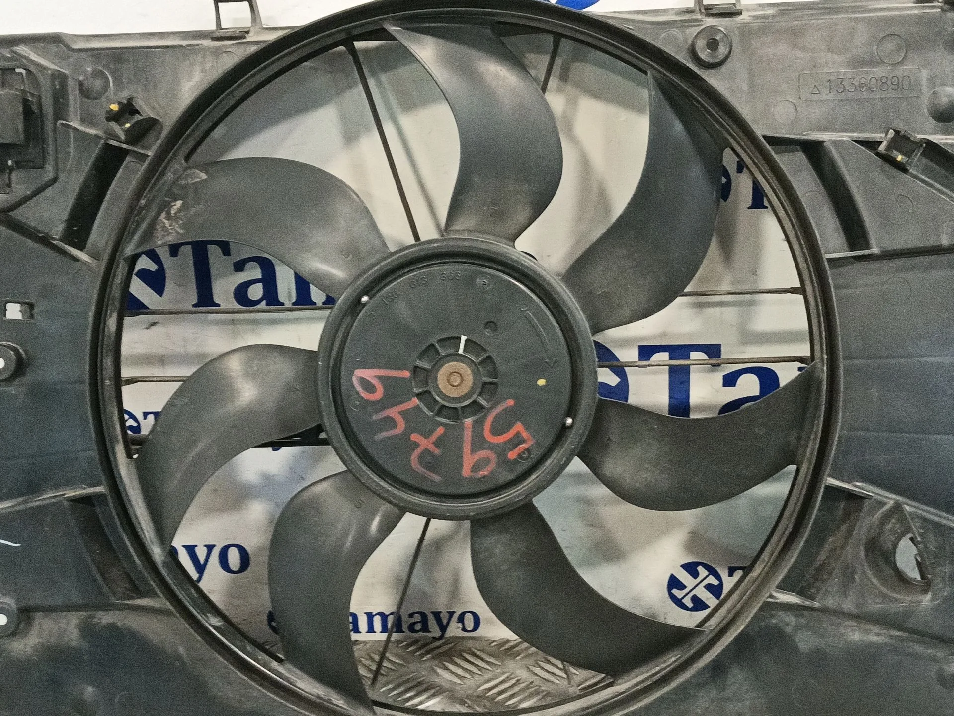 Electroventilador para Chevrolet Cruze Hatchback (J305)