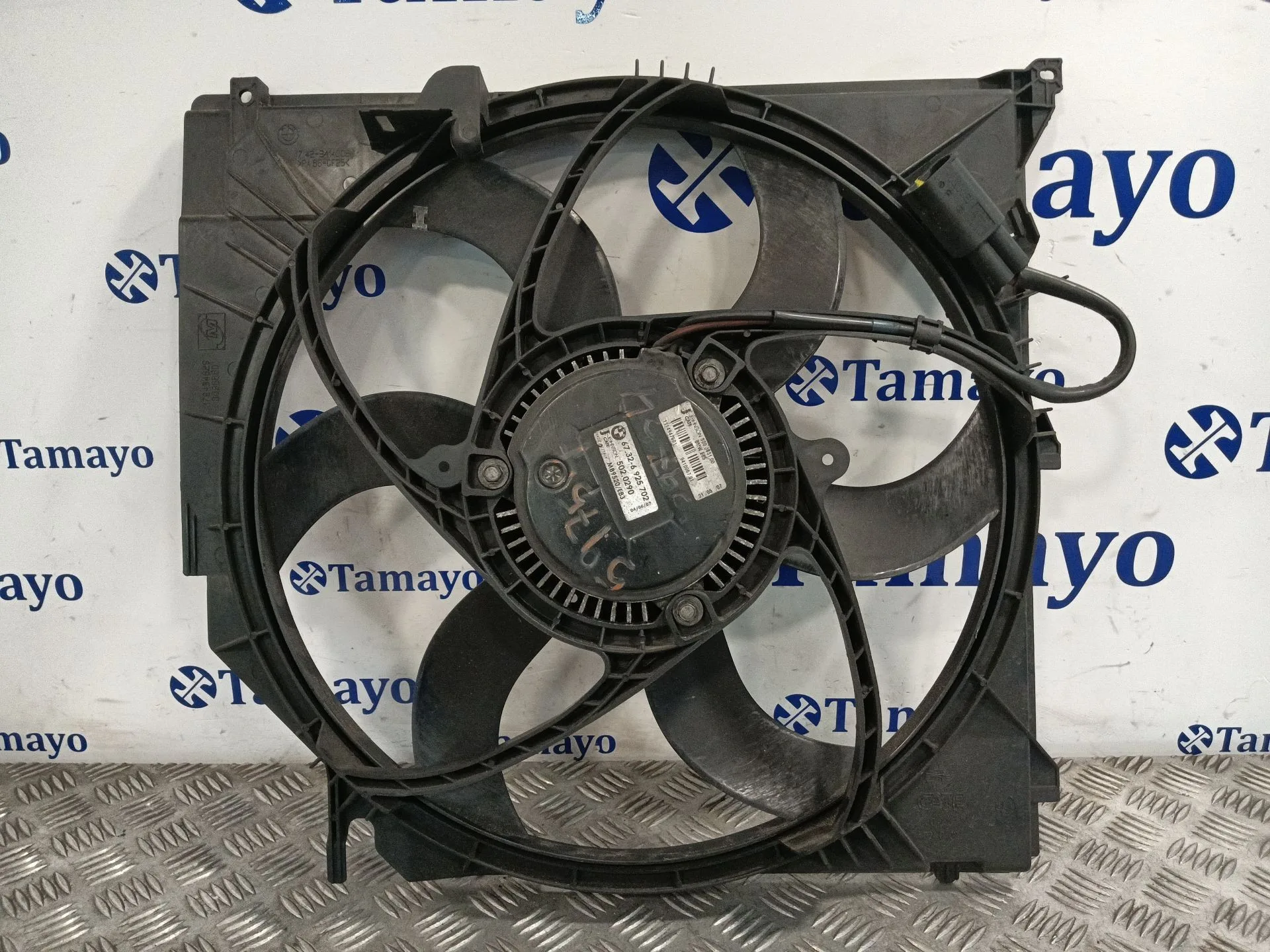 Electroventilador para Bmw X3 (E83)
