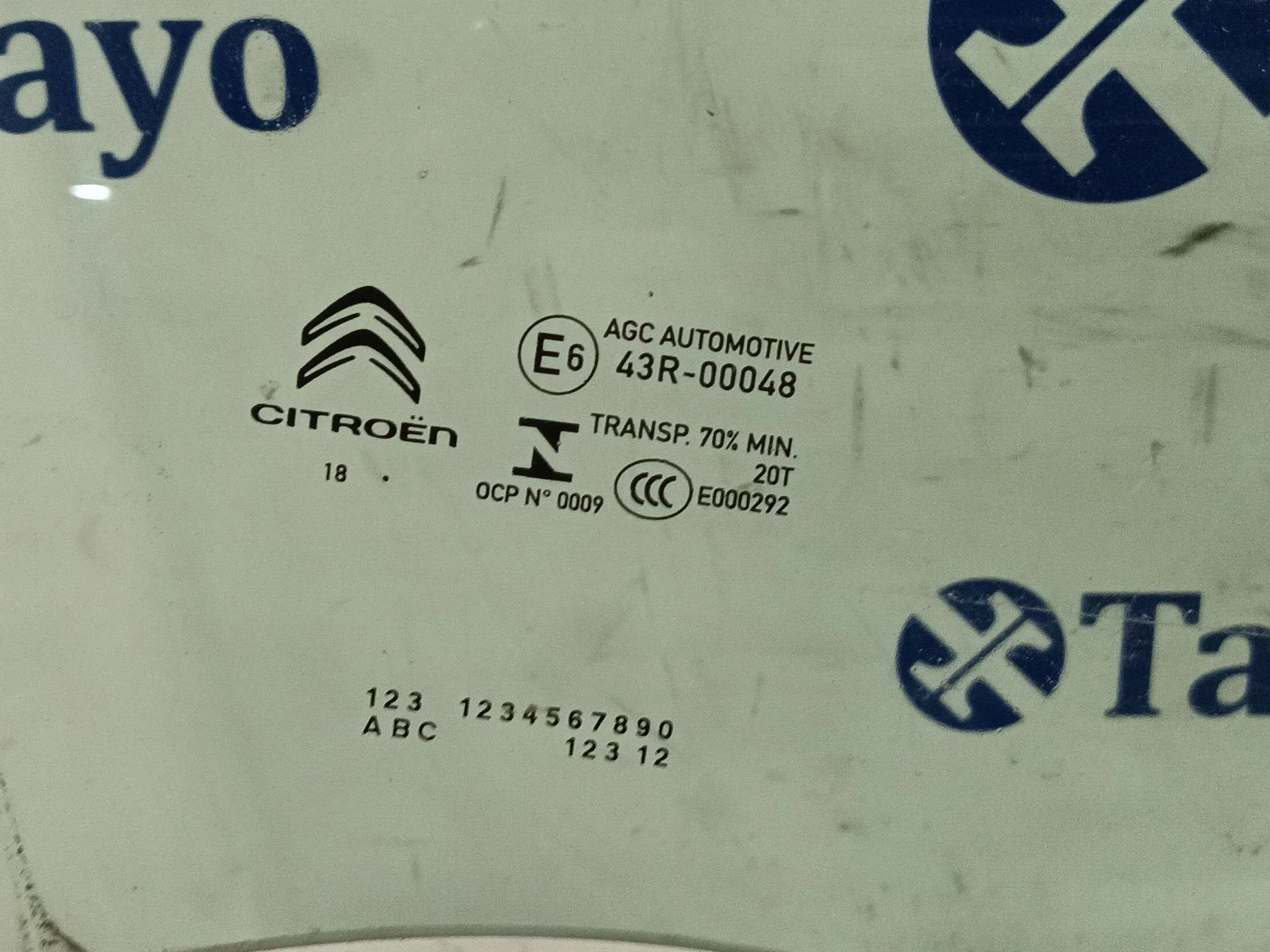 Luna Delantera Derecha para Citroën C3
