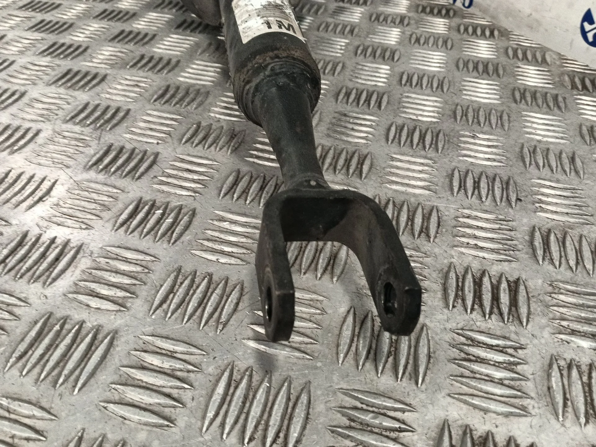 Amortiguador Delantero Izquierdo para Seat Exeo (3R2)