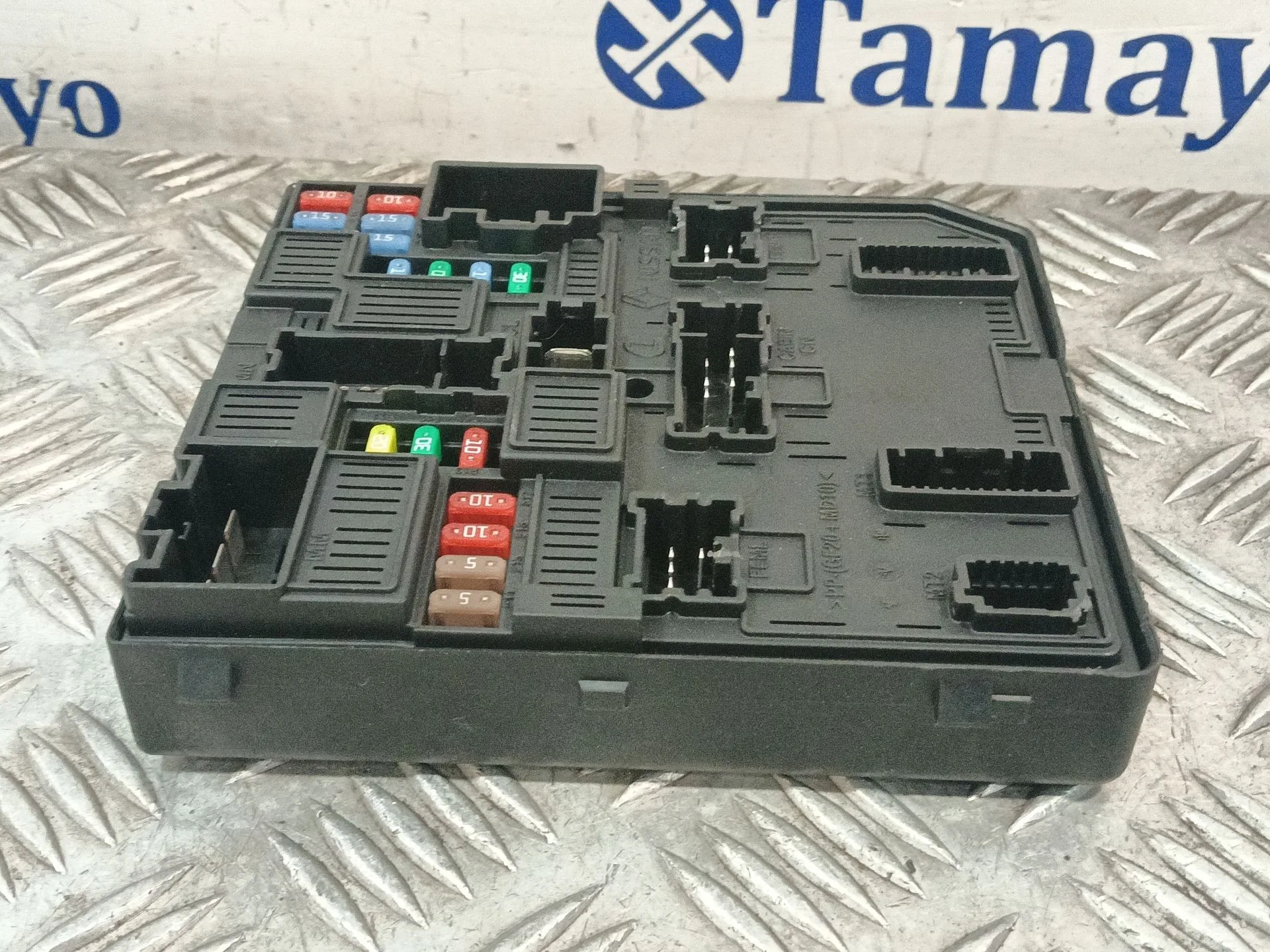 Caja Reles / Fusibles para Renault Megane Iv Hatchback (B9A/M/N_)