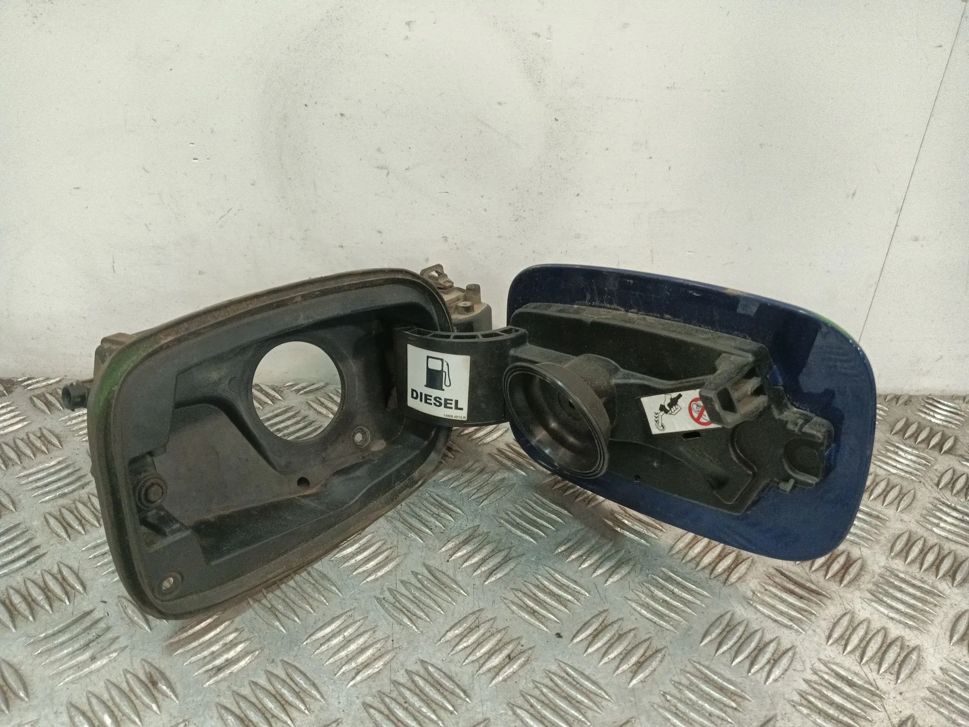 Tapa Exterior Combustible para Renault Megane Iv Hatchback (B9A/M/N_)