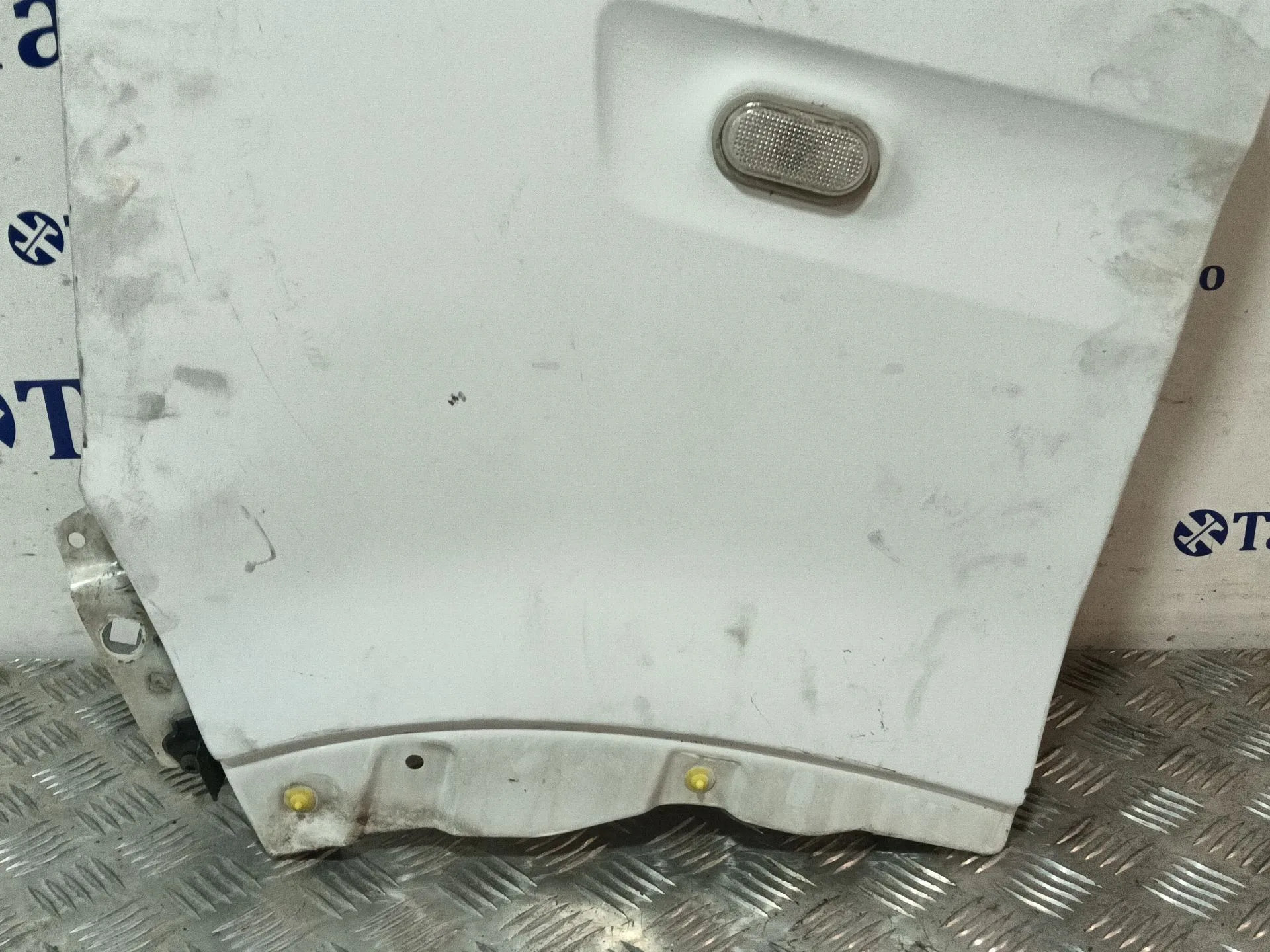 Aleta Delantera Izquierda para Renault Master Ii Furgoneta (Fd)