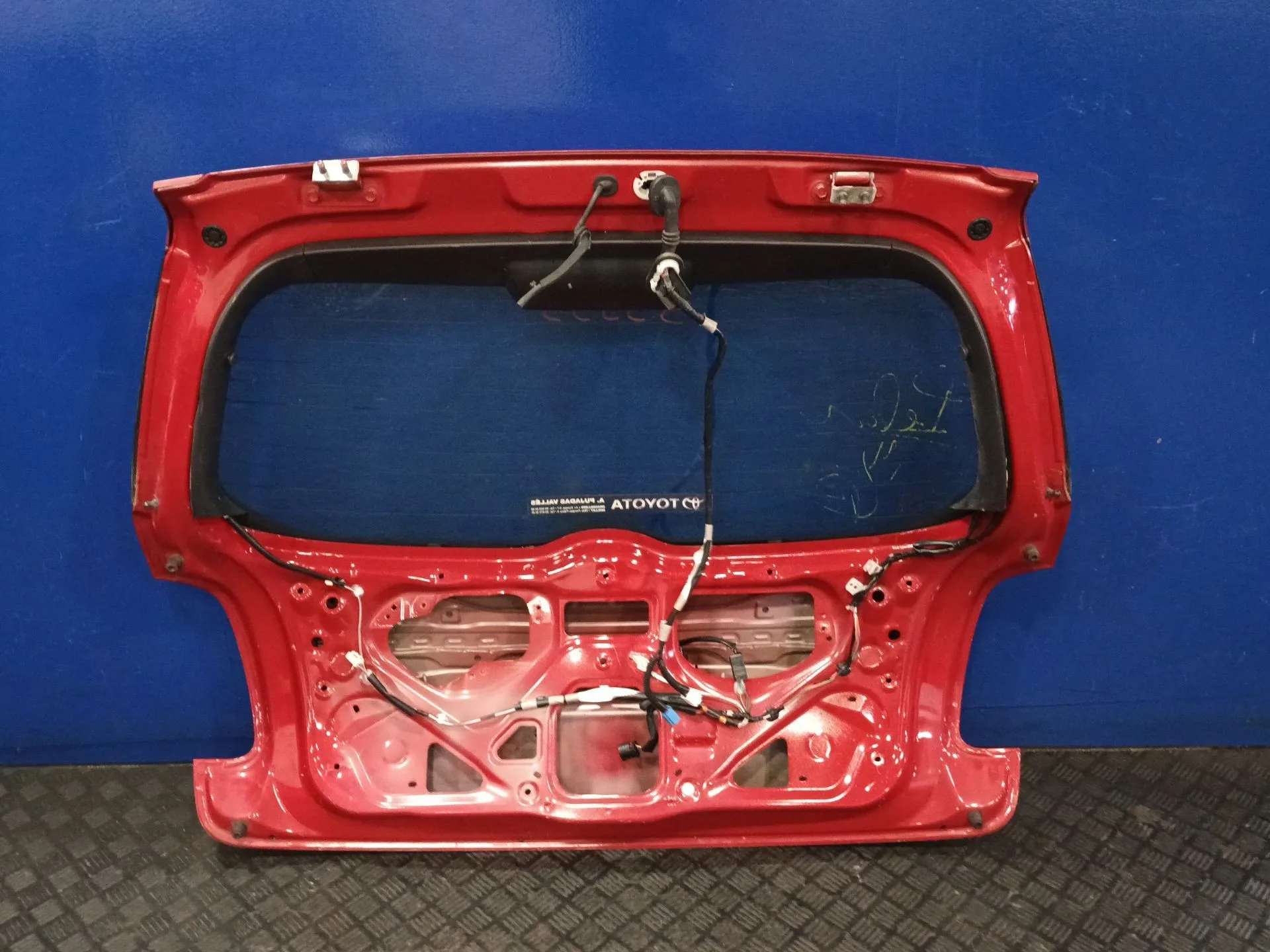 Porton Trasero para Toyota Auris