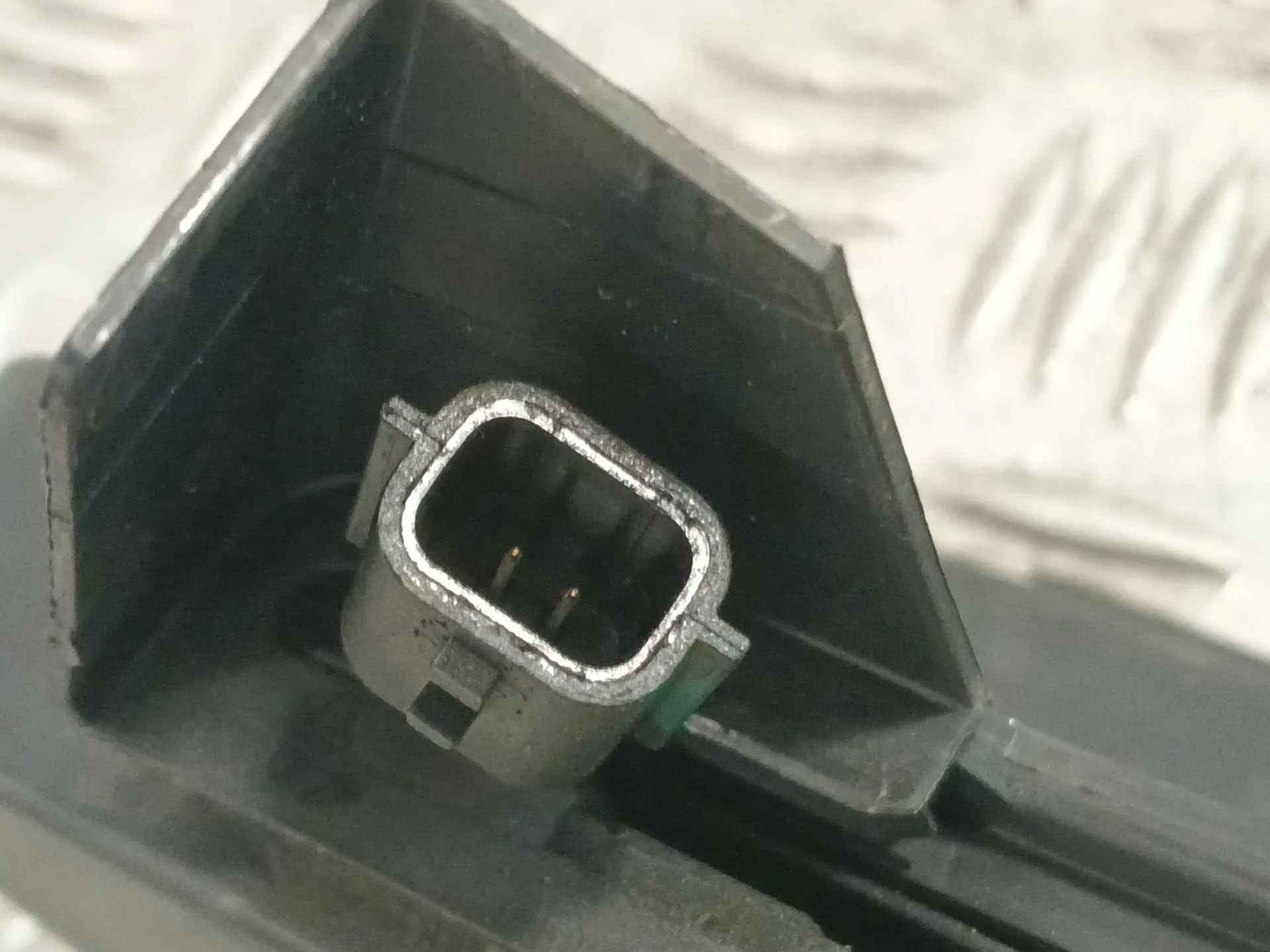 Cerradura Puerta Trasera Izquierda para Dacia Sandero