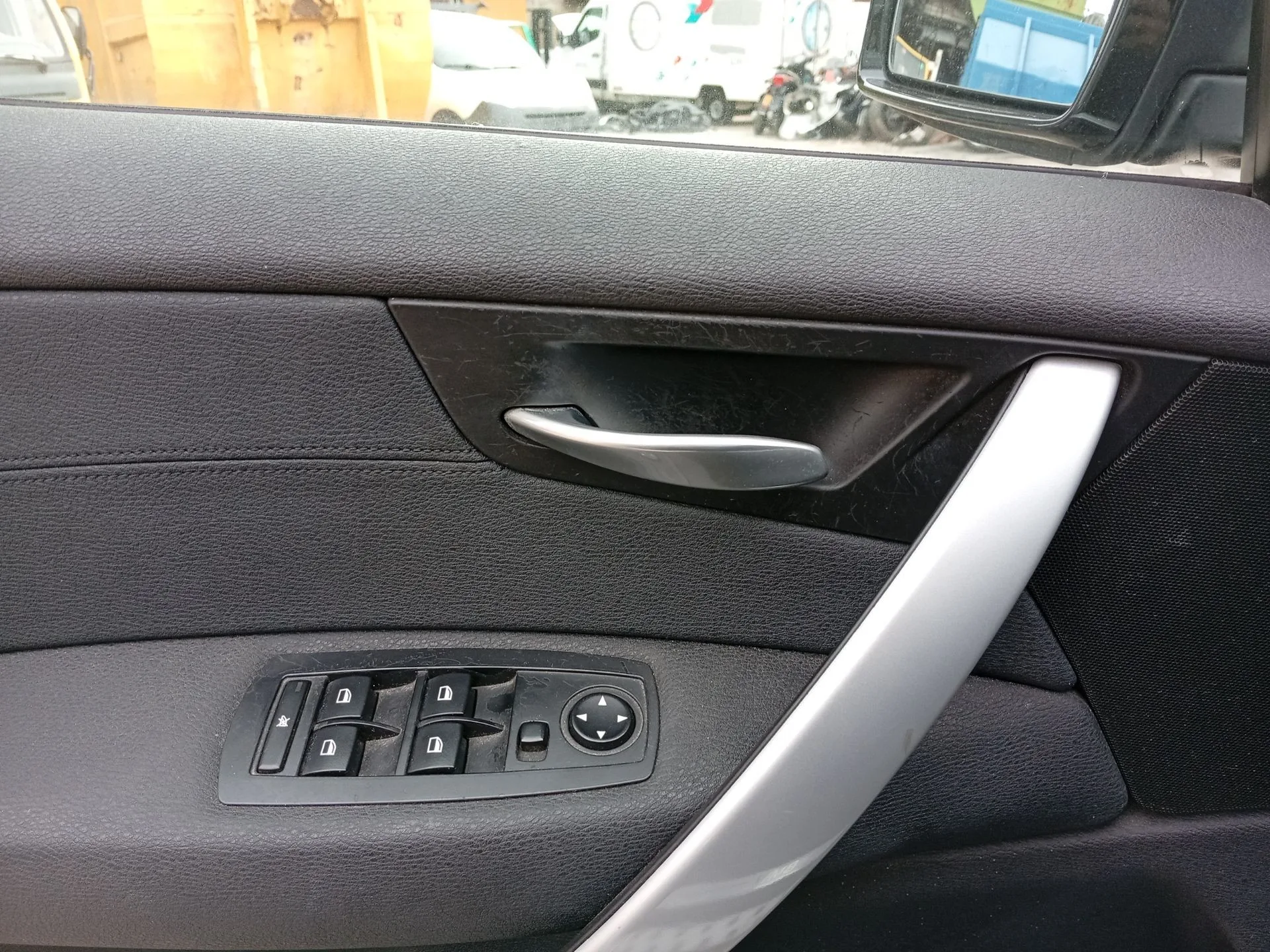 Maneta Interior Delantera Izquierda para Bmw X3 (E83)