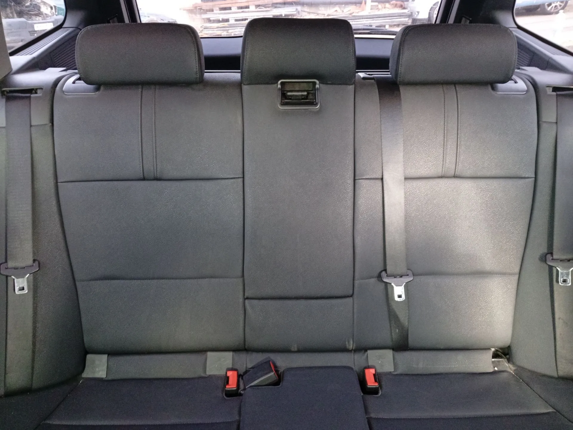 Cinturon Seguridad Trasero Derecho para Bmw X3 (E83)