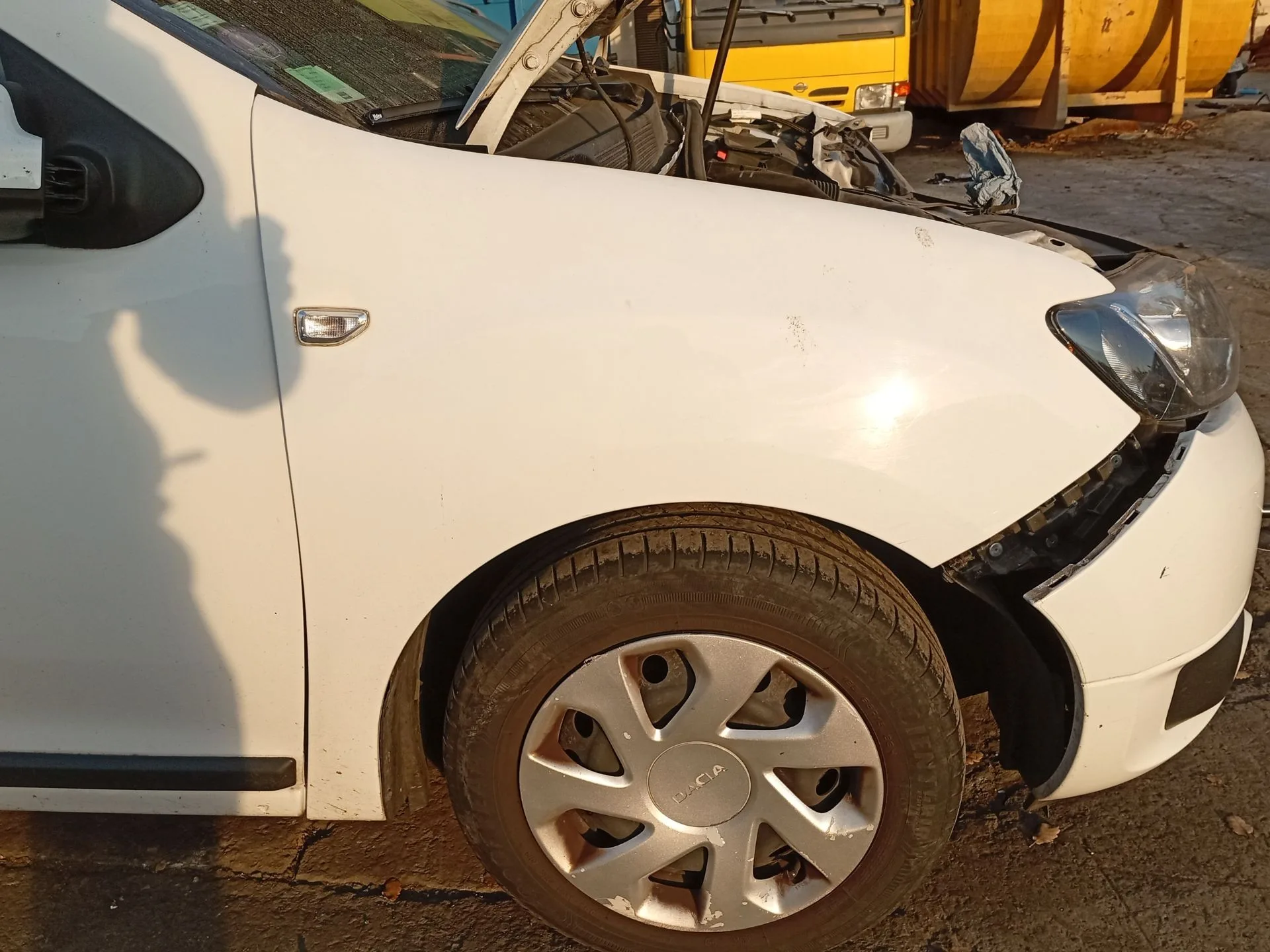 Aleta Delantera Izquierda para Dacia Logan Ii